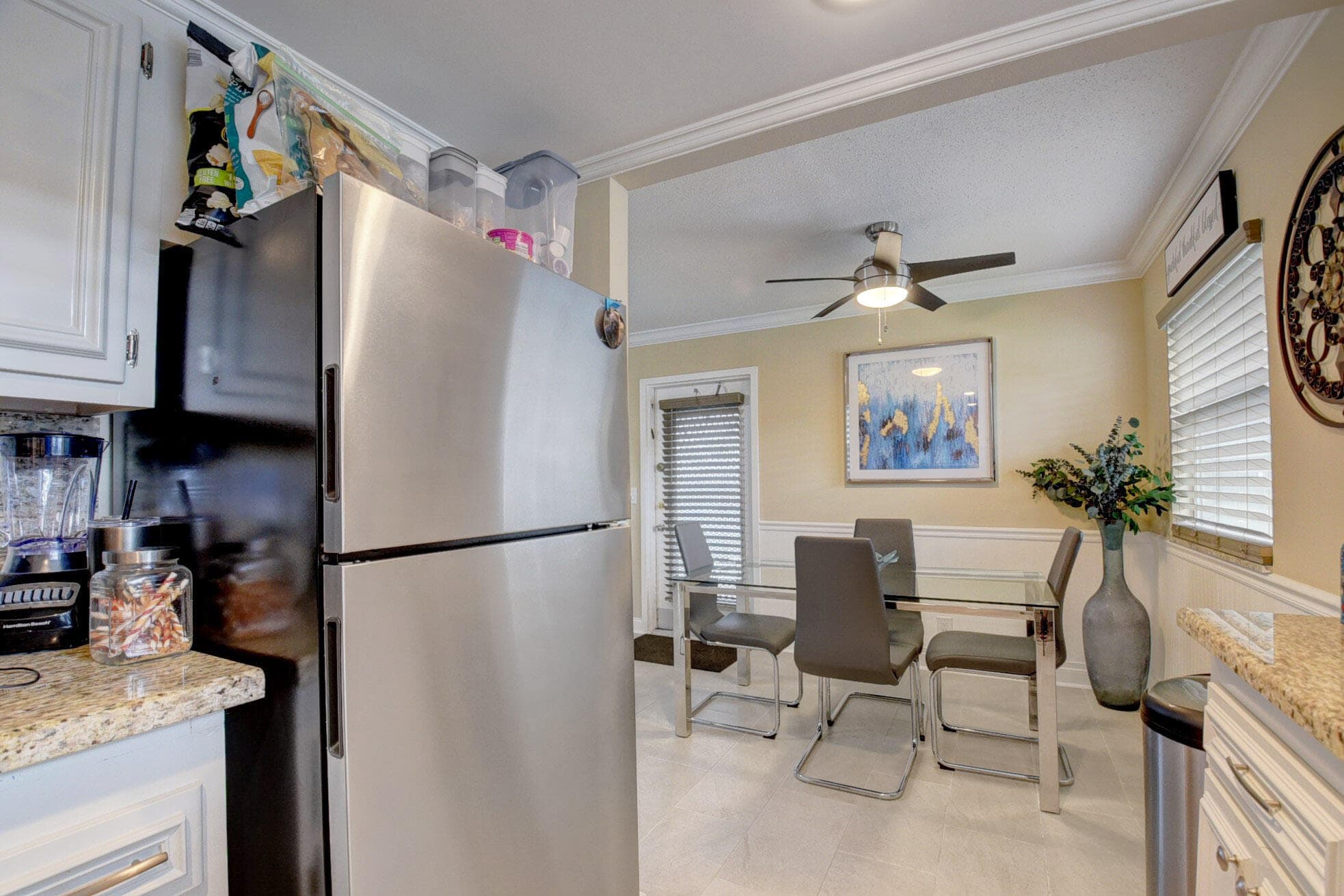 661 Flanders N 661, Delray Beach, FL 33484 — photo 8 of 24