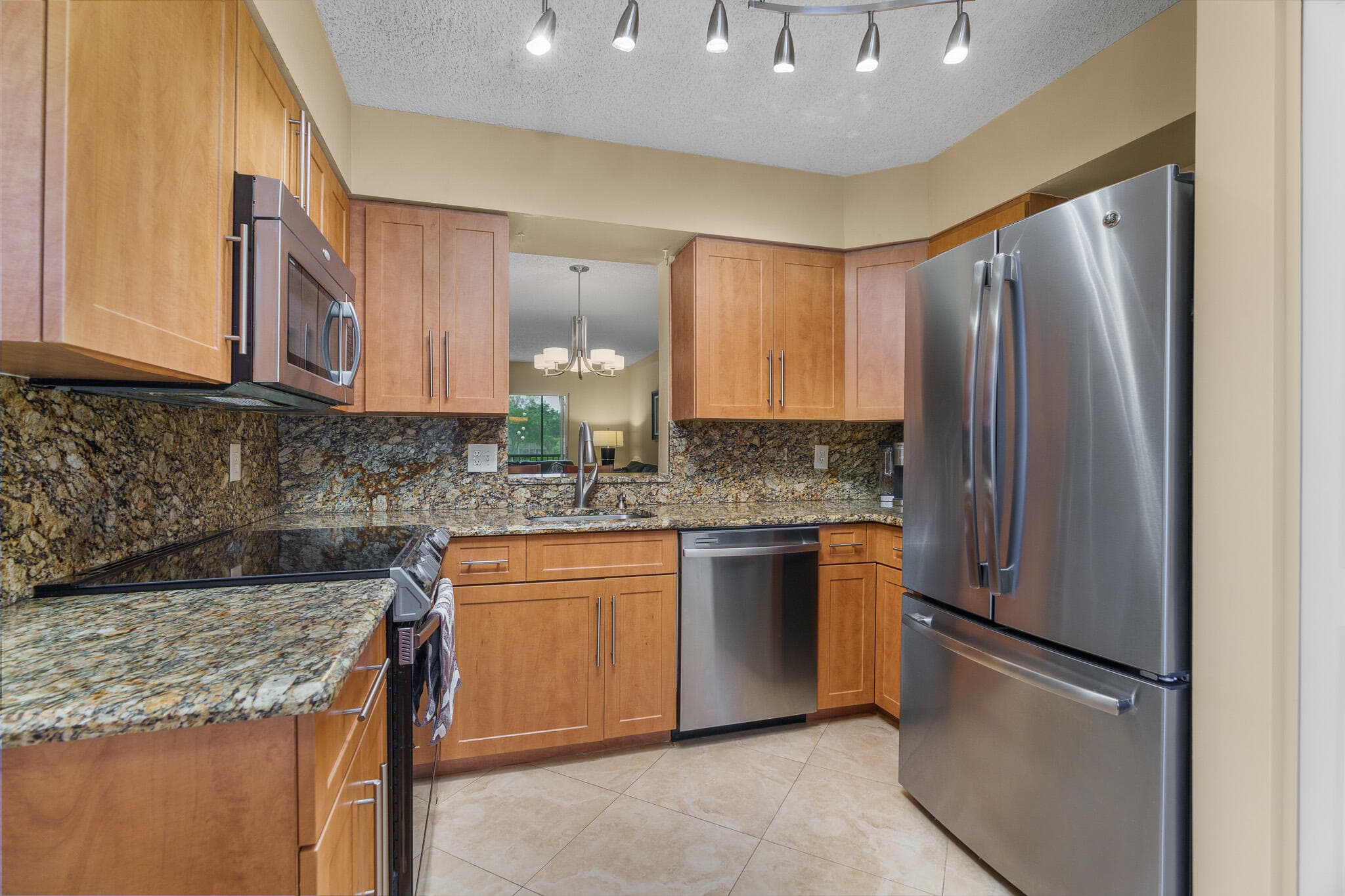 6515 Kensington Lane 201, Delray Beach, FL 33446 — photo 1 of 38