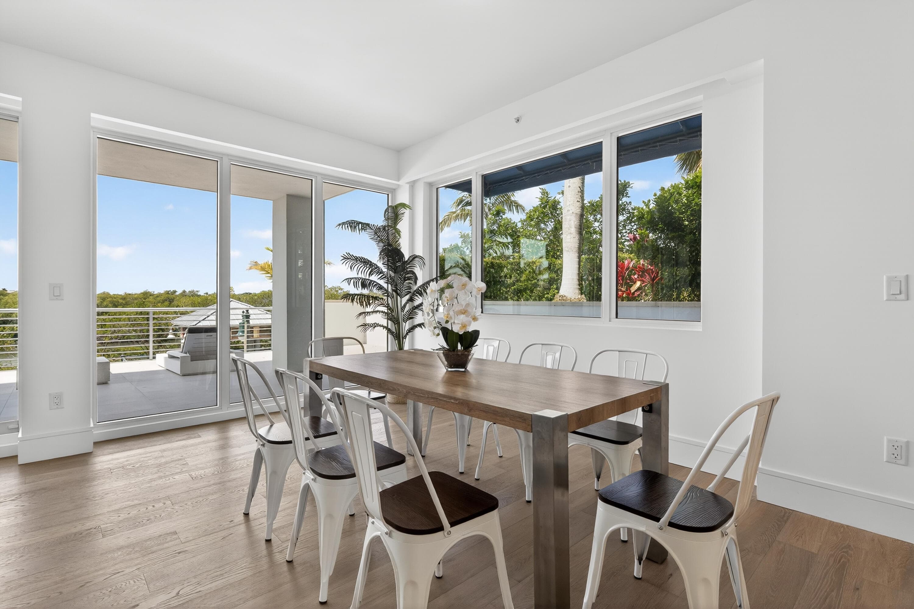 1 S Coastal Way 201, Jupiter, FL 33477 — photo 7 of 40