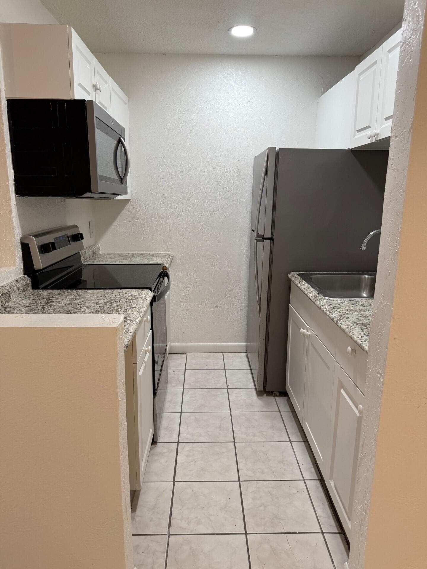 1 Crossings Circle W C, Boynton Beach, FL 33435 — photo 5 of 16