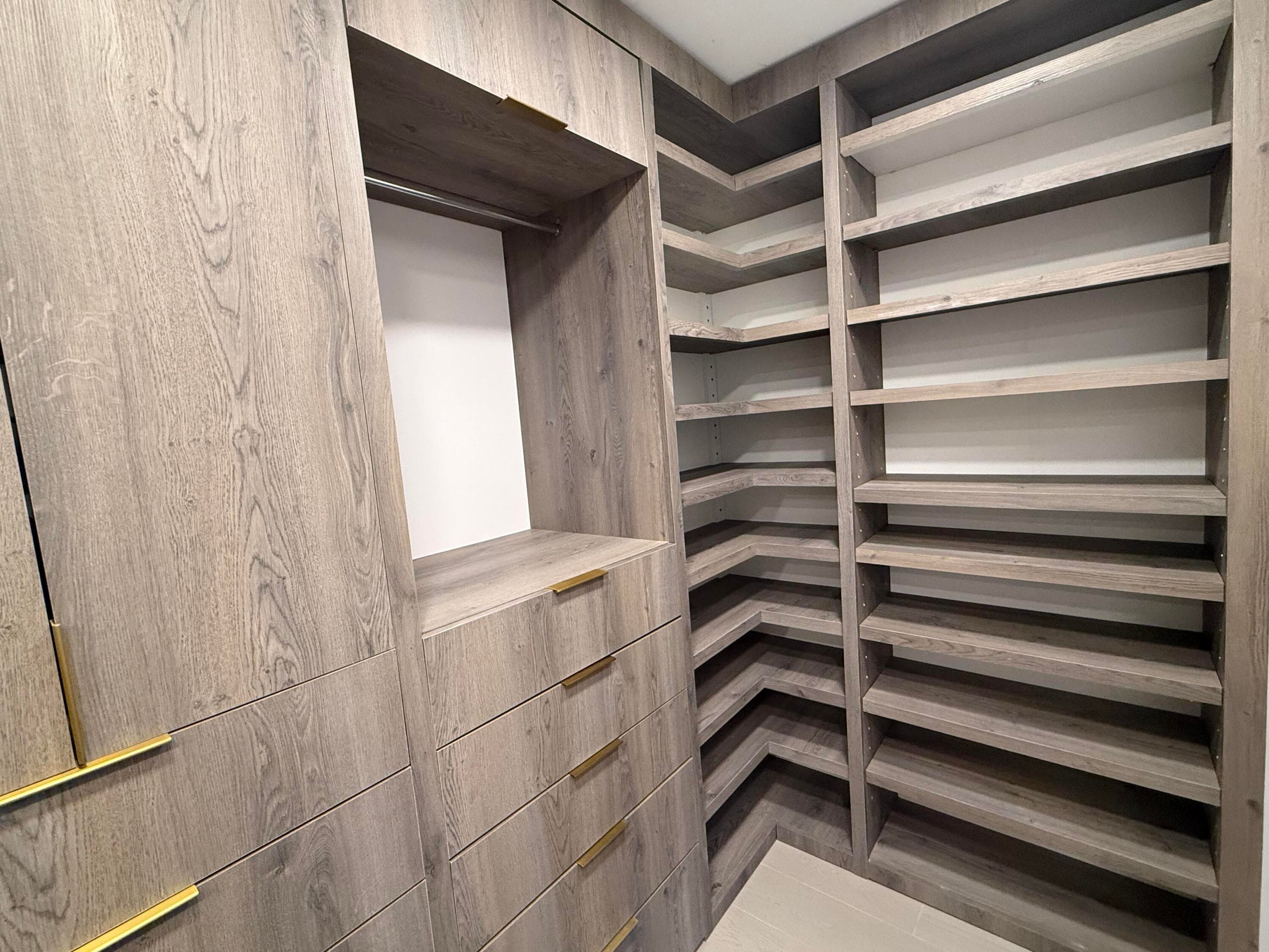 Condominium in Miami Beach — photo 40 of 41