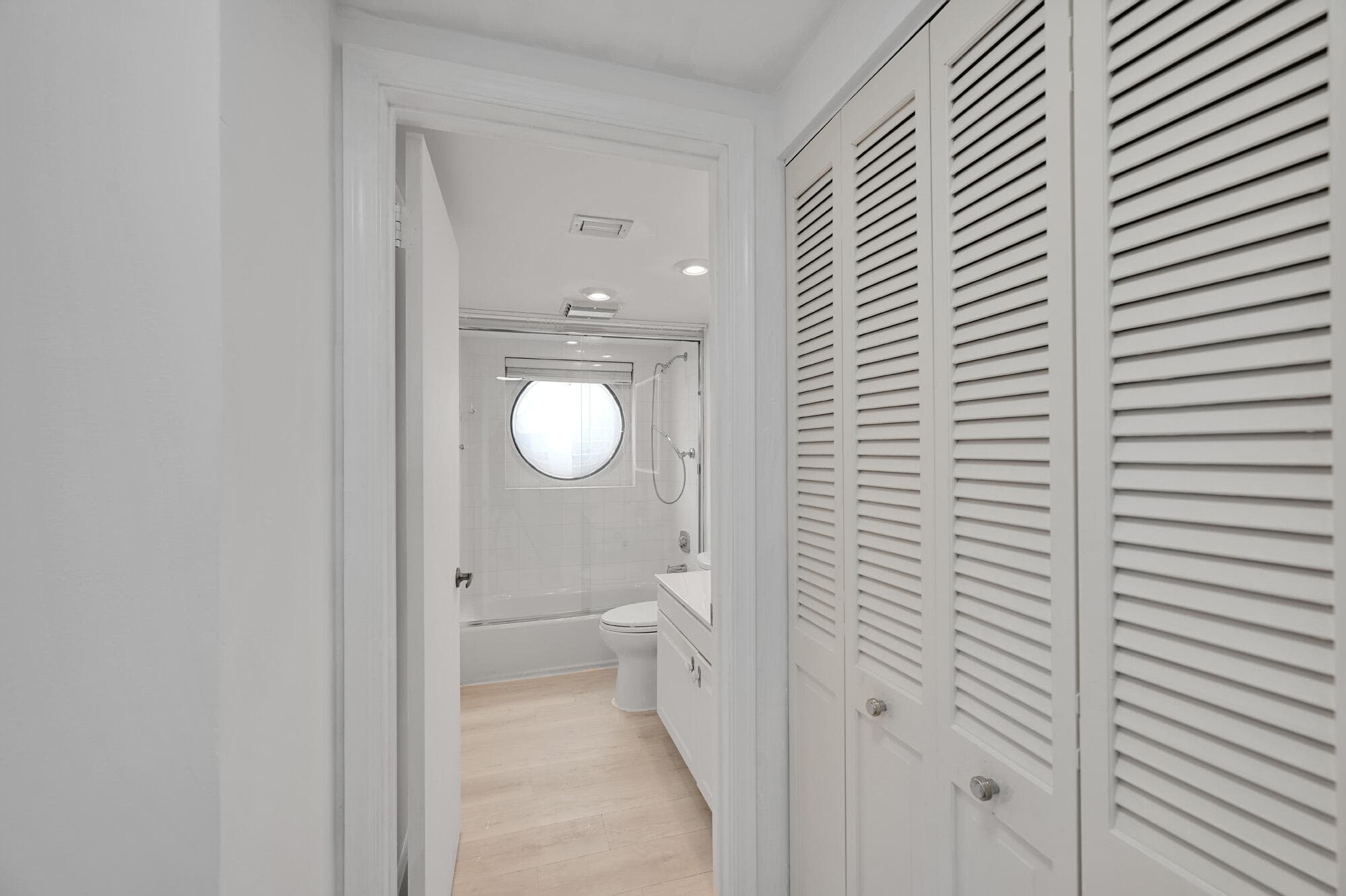 3640 Yacht Club Drive 1501, Aventura, FL 33180 — photo 12 of 44