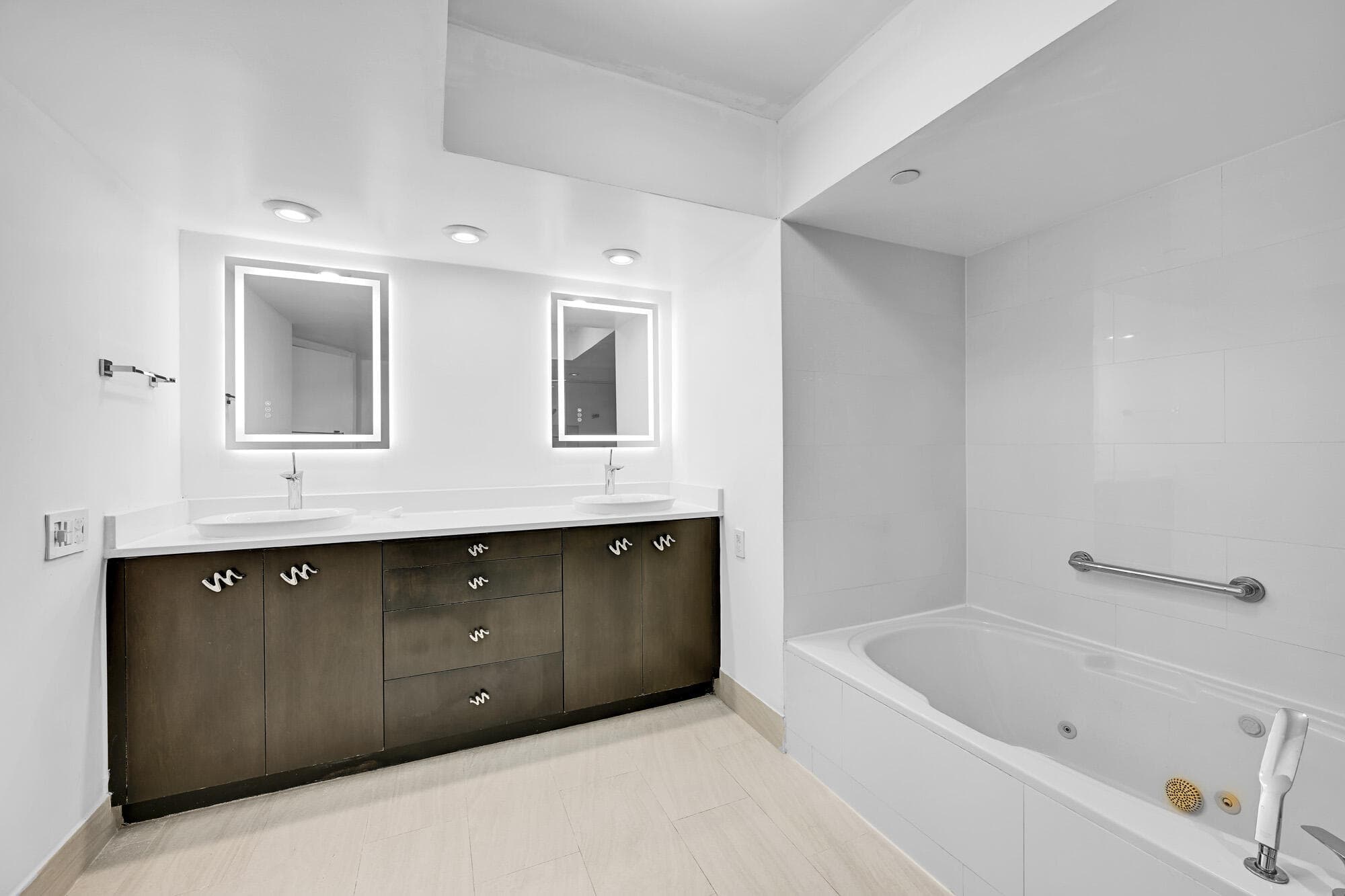 3640 Yacht Club Drive 1501, Aventura, FL 33180 — photo 34 of 44