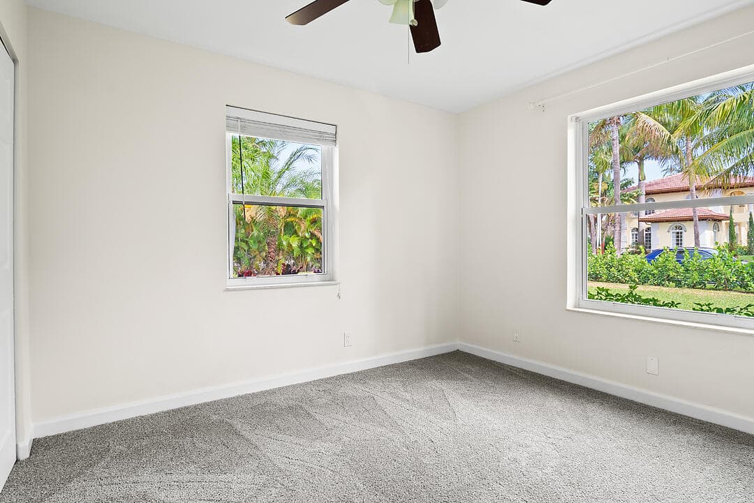 260 E Lakewood Road, West Palm Beach, FL 33405 — photo 29 of 48