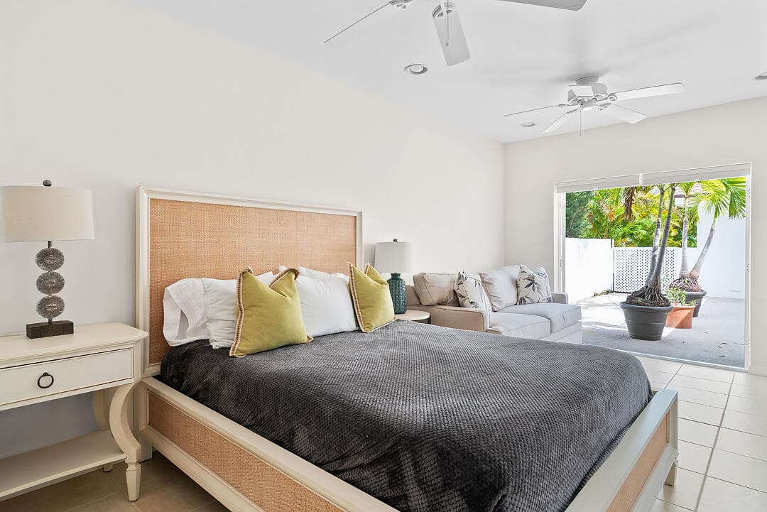 260 E Lakewood Road, West Palm Beach, FL 33405 — photo 43 of 48