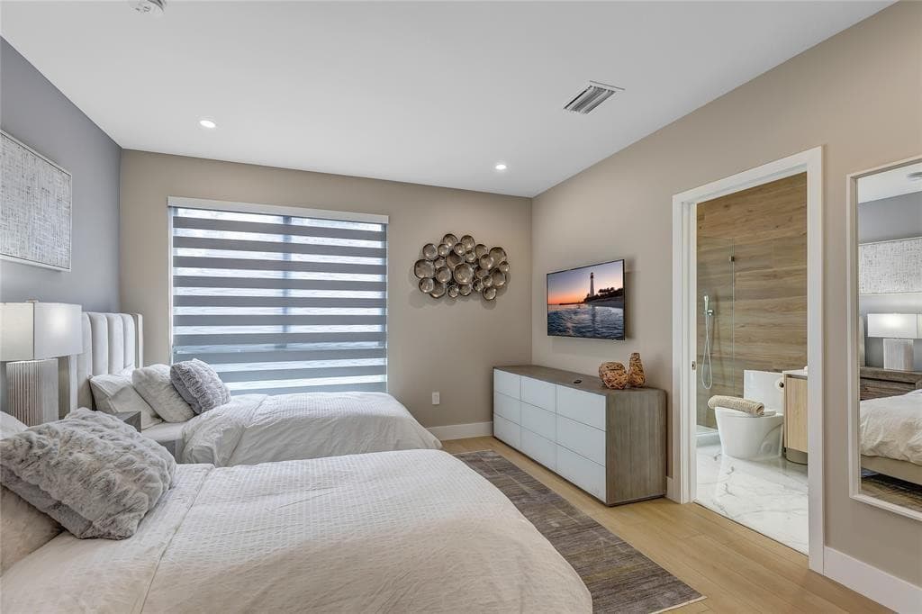 811 SW 10th Terrace, Fort Lauderdale, FL 33315 — photo 34 of 41