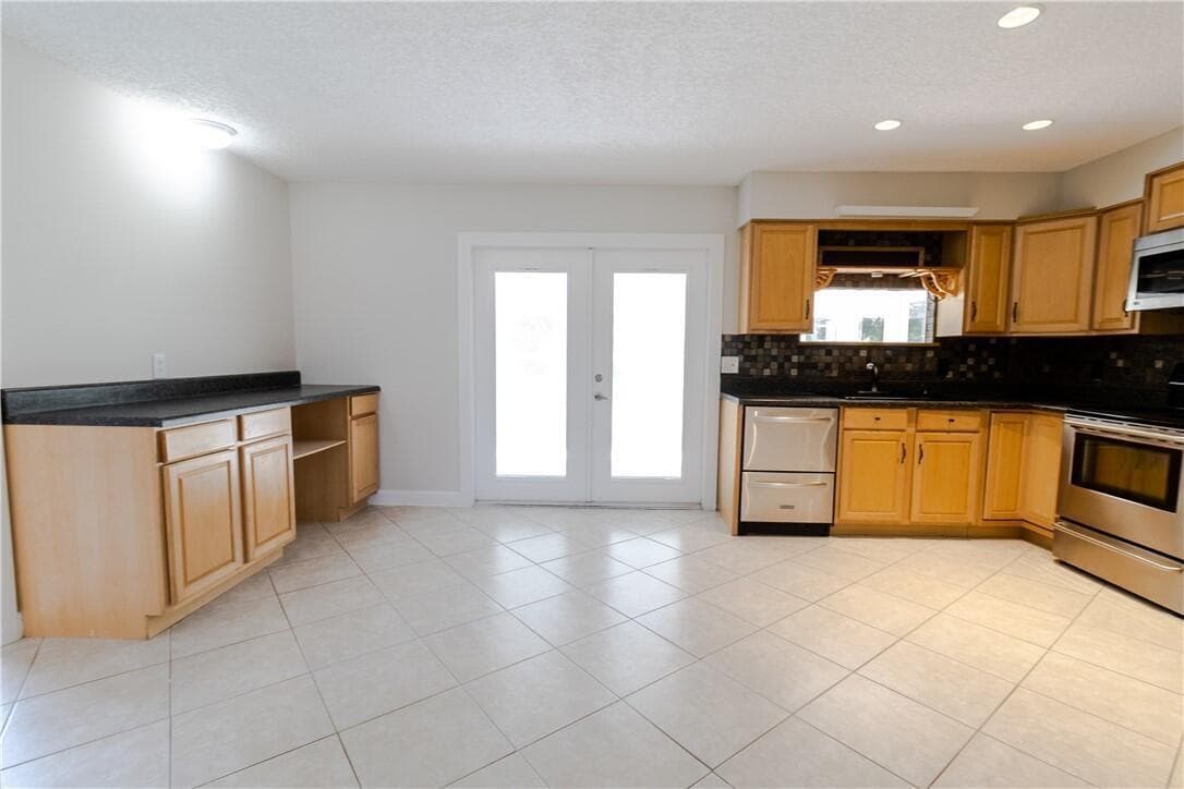 874 Blossom, Sebastian, FL 32958 — photo 4 of 12