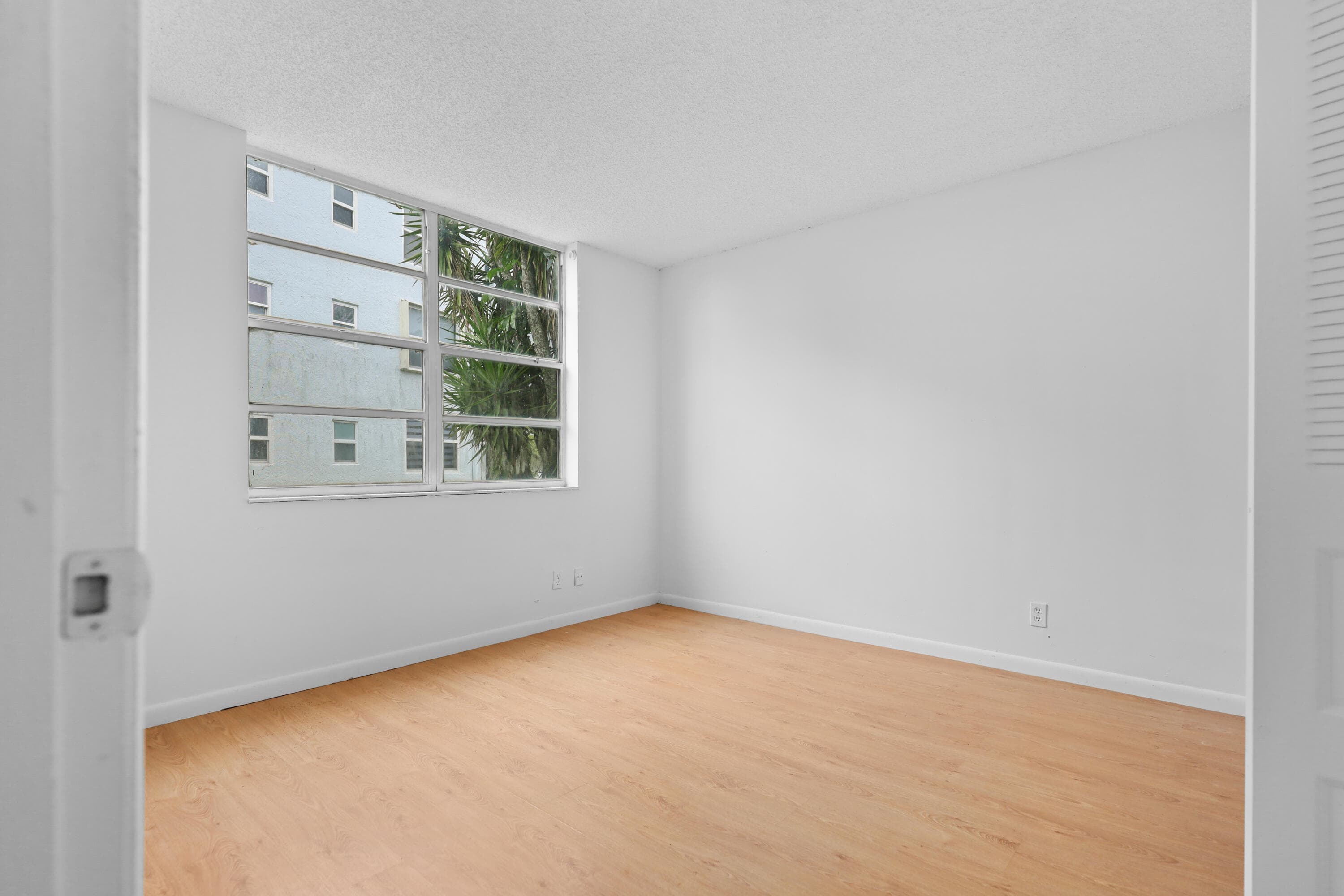 1460 NW 80th Avenue 108, Margate, FL 33063 — photo 5 of 14