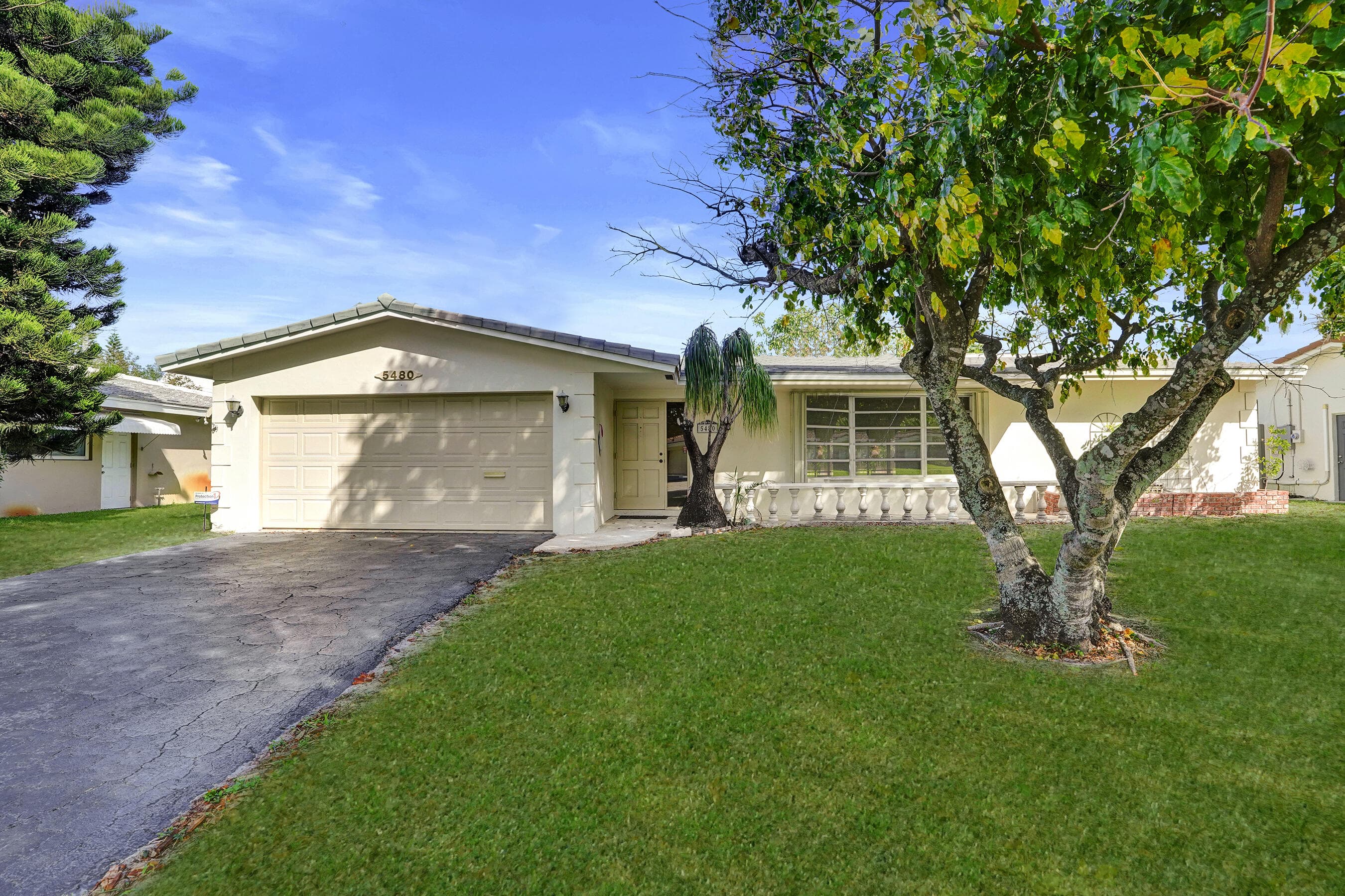 5480 NE 22nd Avenue, Fort Lauderdale, FL 33308 — photo 2 of 40
