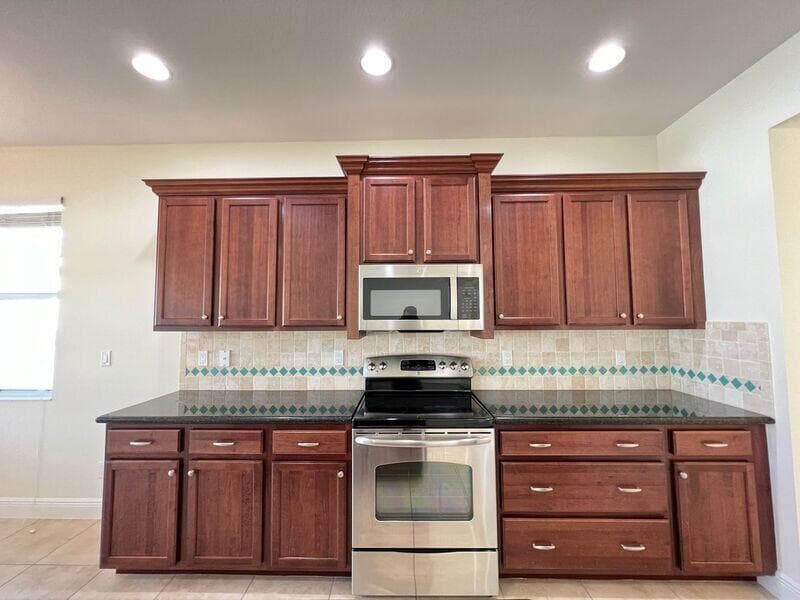 11948 SW Crestwood Circle, Port St. Lucie, FL 34987 — photo 18 of 51