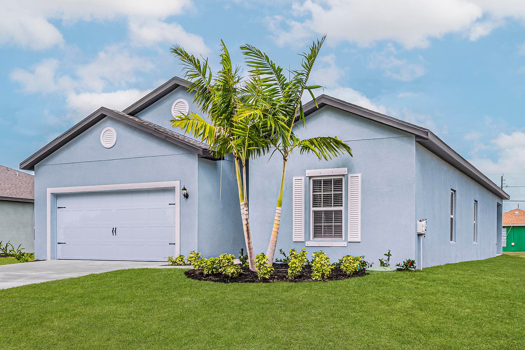 8585 101st Avenue, Vero Beach, FL 32967 — photo 2 of 18