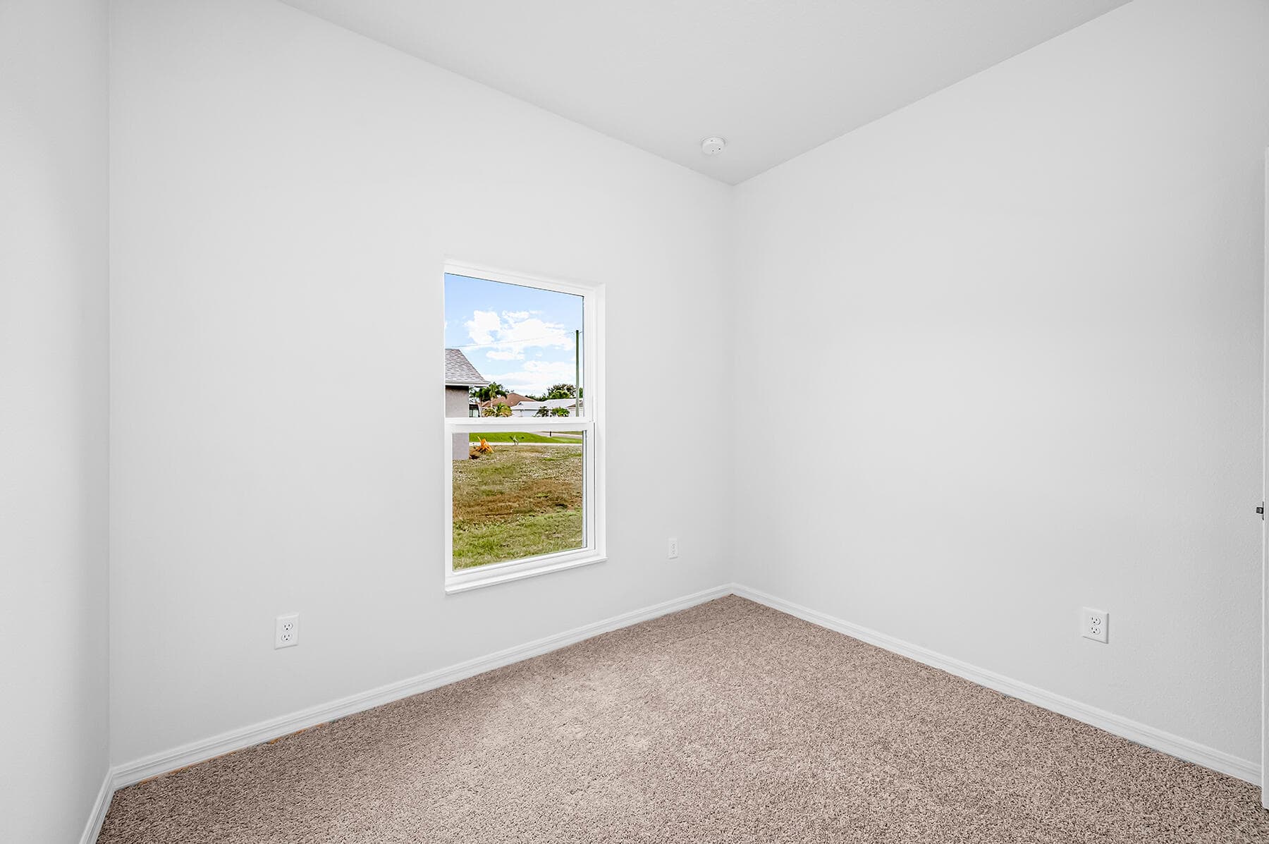 8585 101st Avenue, Vero Beach, FL 32967 — photo 15 of 18