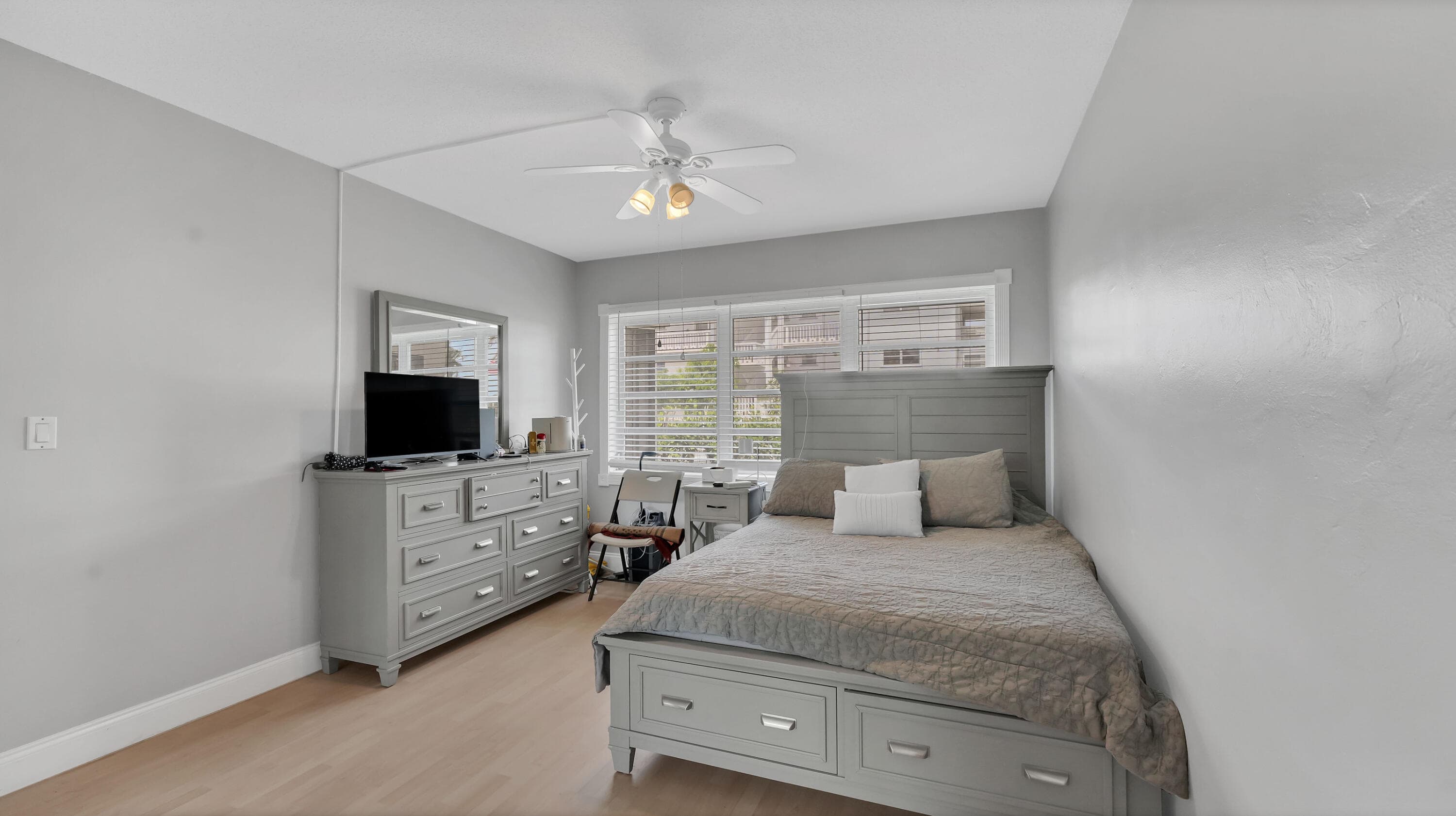 298 SE 6th Avenue 2, Pompano Beach, FL 33060 — photo 14 of 30