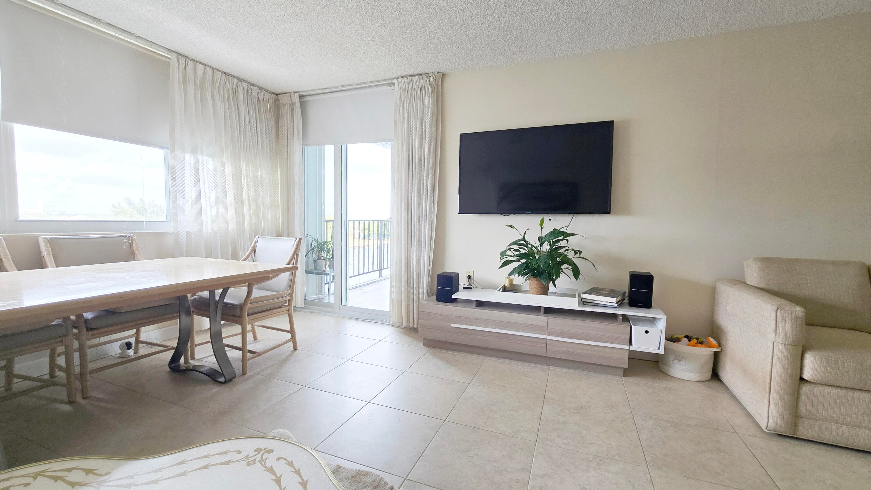 1400 S Ocean Drive 505, Hollywood, FL 33019 — photo 2 of 10