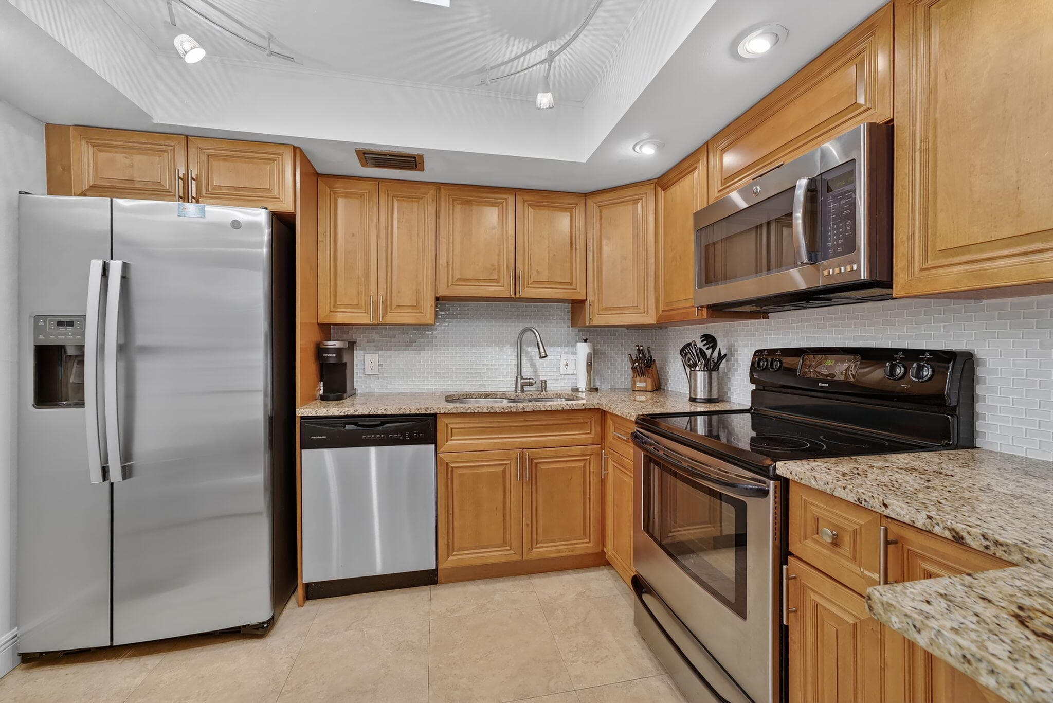 3610 S Ocean Boulevard 610, South Palm Beach, FL 33480 — photo 6 of 64