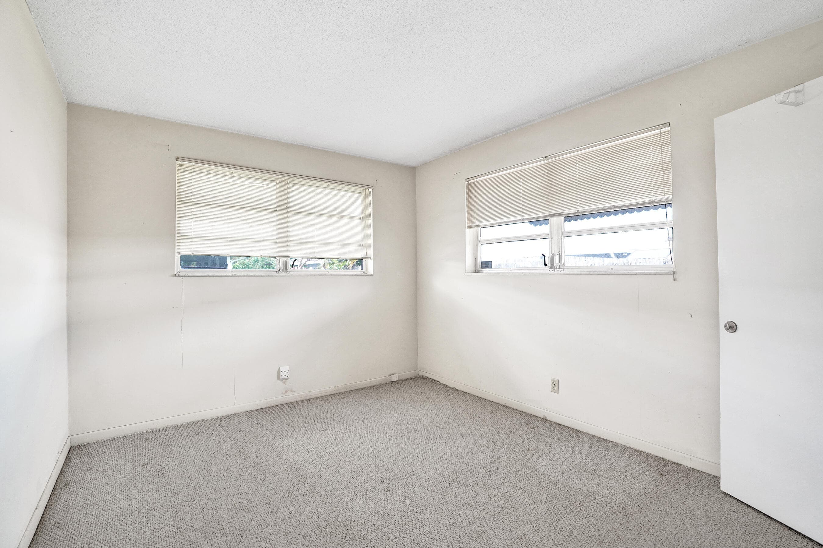 5480 NE 22nd Avenue, Fort Lauderdale, FL 33308 — photo 38 of 40