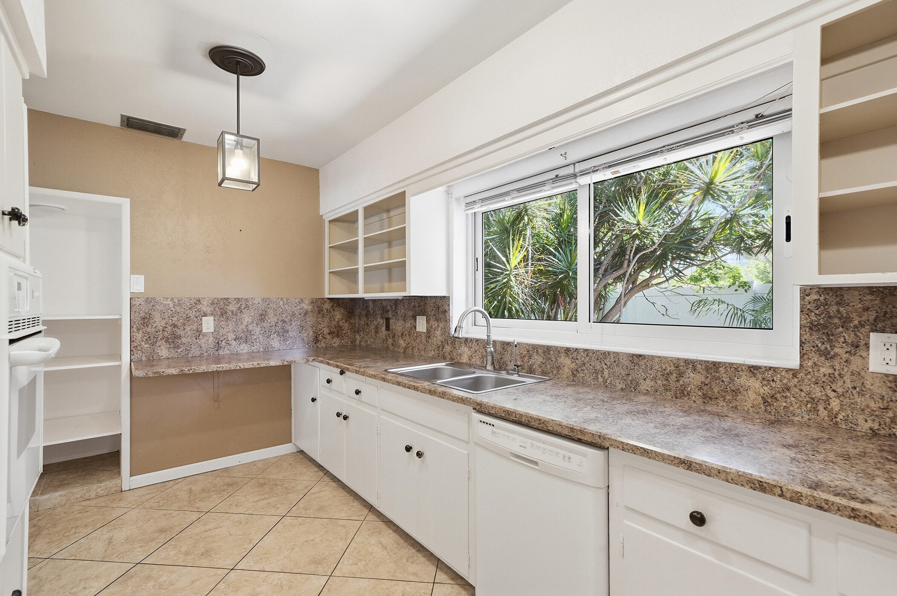 1431 S Ocean Boulevard Unit 28, Lauderdale-By-The-Sea, FL 33062 — photo 30 of 63