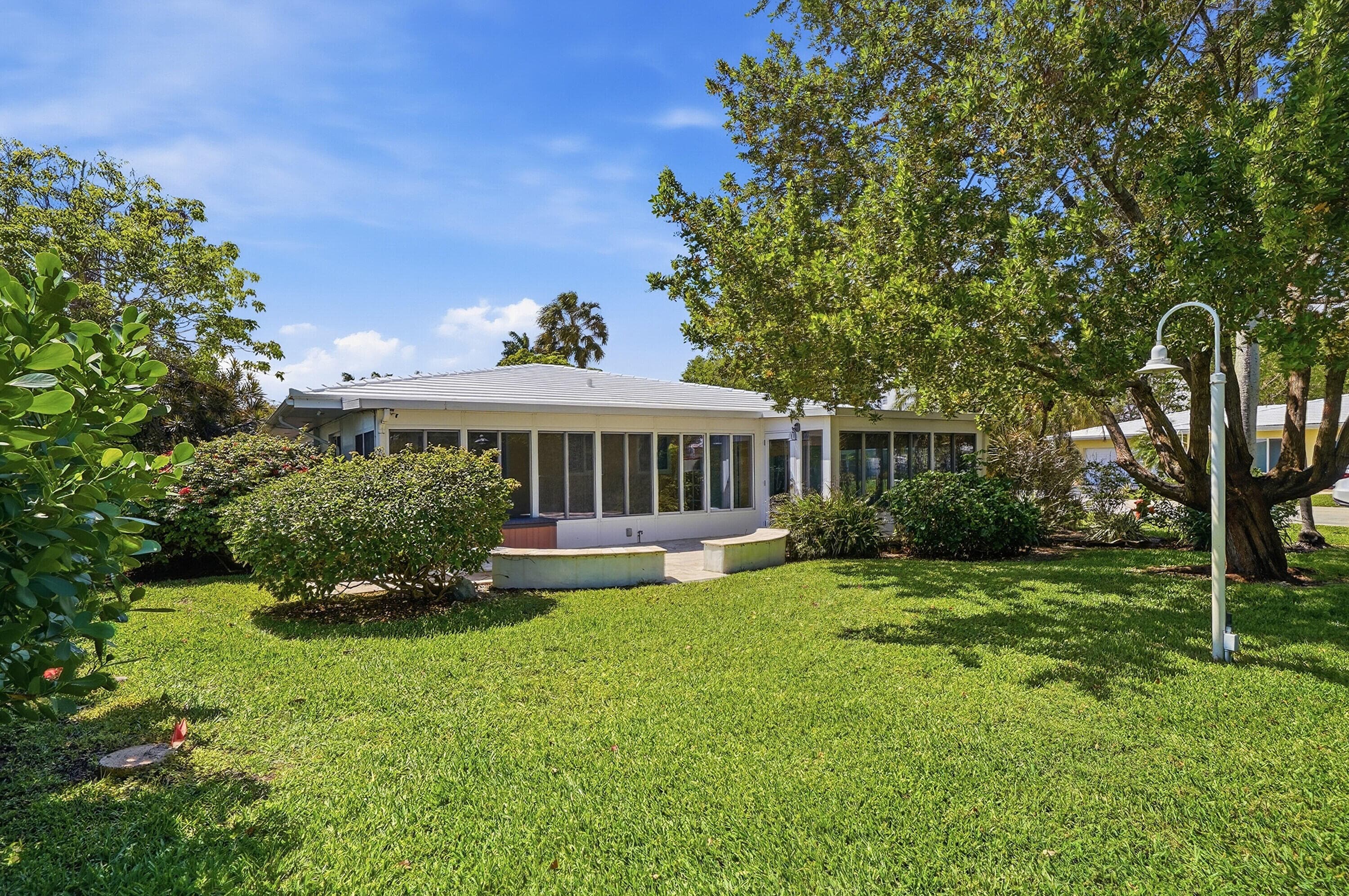 1431 S Ocean Boulevard Unit 28, Lauderdale-By-The-Sea, FL 33062 — photo 49 of 63