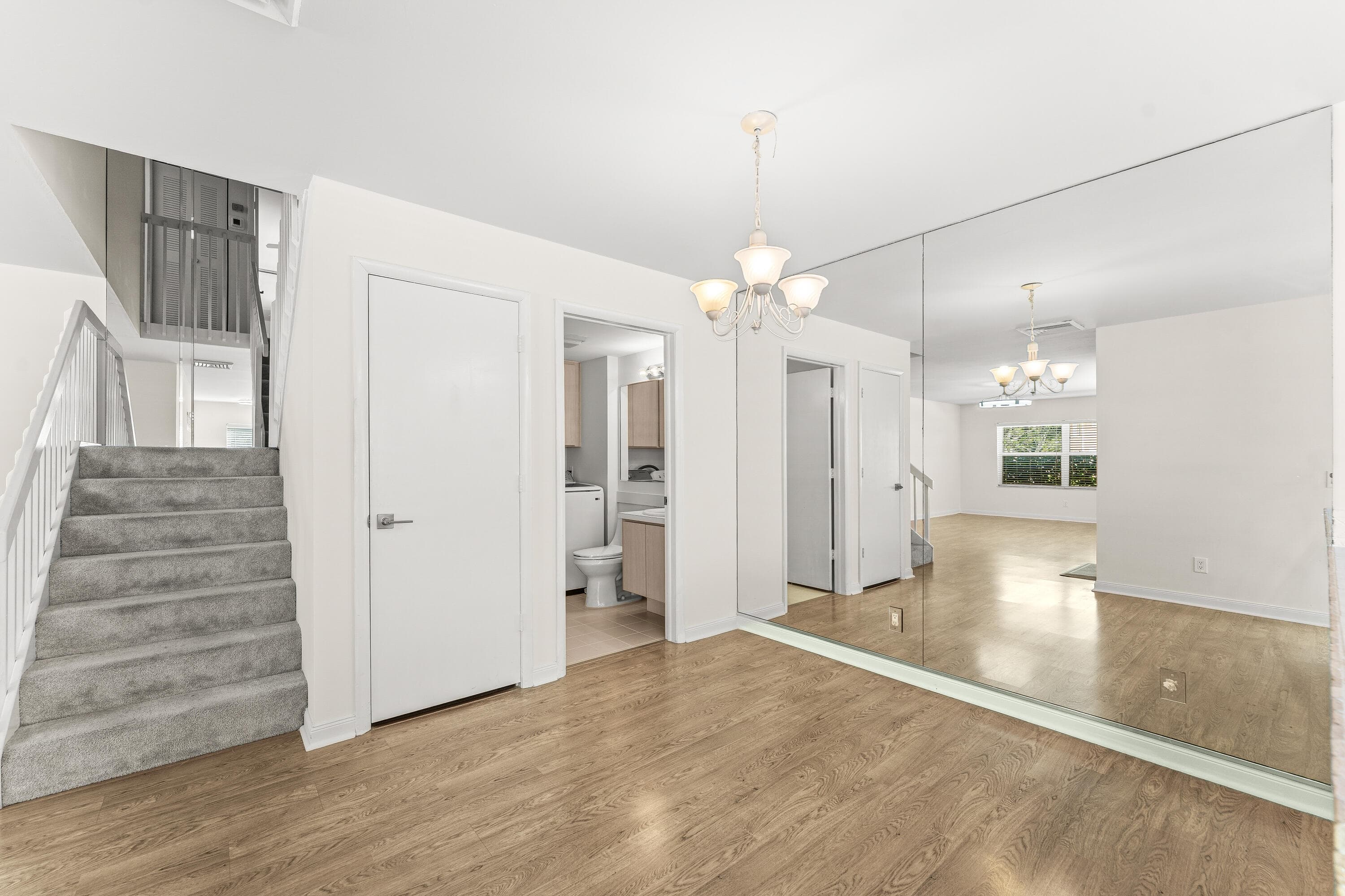 3136 Kingston Court, West Palm Beach, FL 33409 — photo 17 of 32