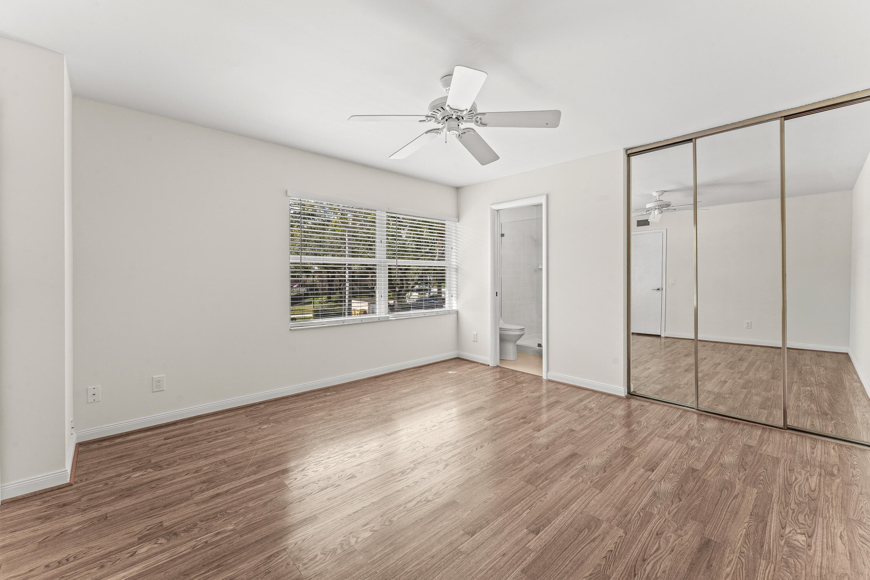 3136 Kingston Court, West Palm Beach, FL 33409 — photo 27 of 32