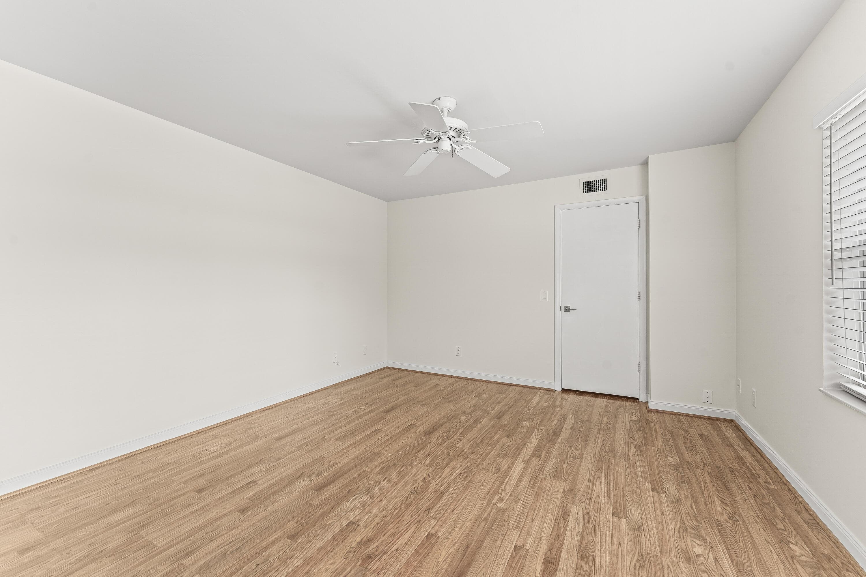 3136 Kingston Court, West Palm Beach, FL 33409 — photo 28 of 32
