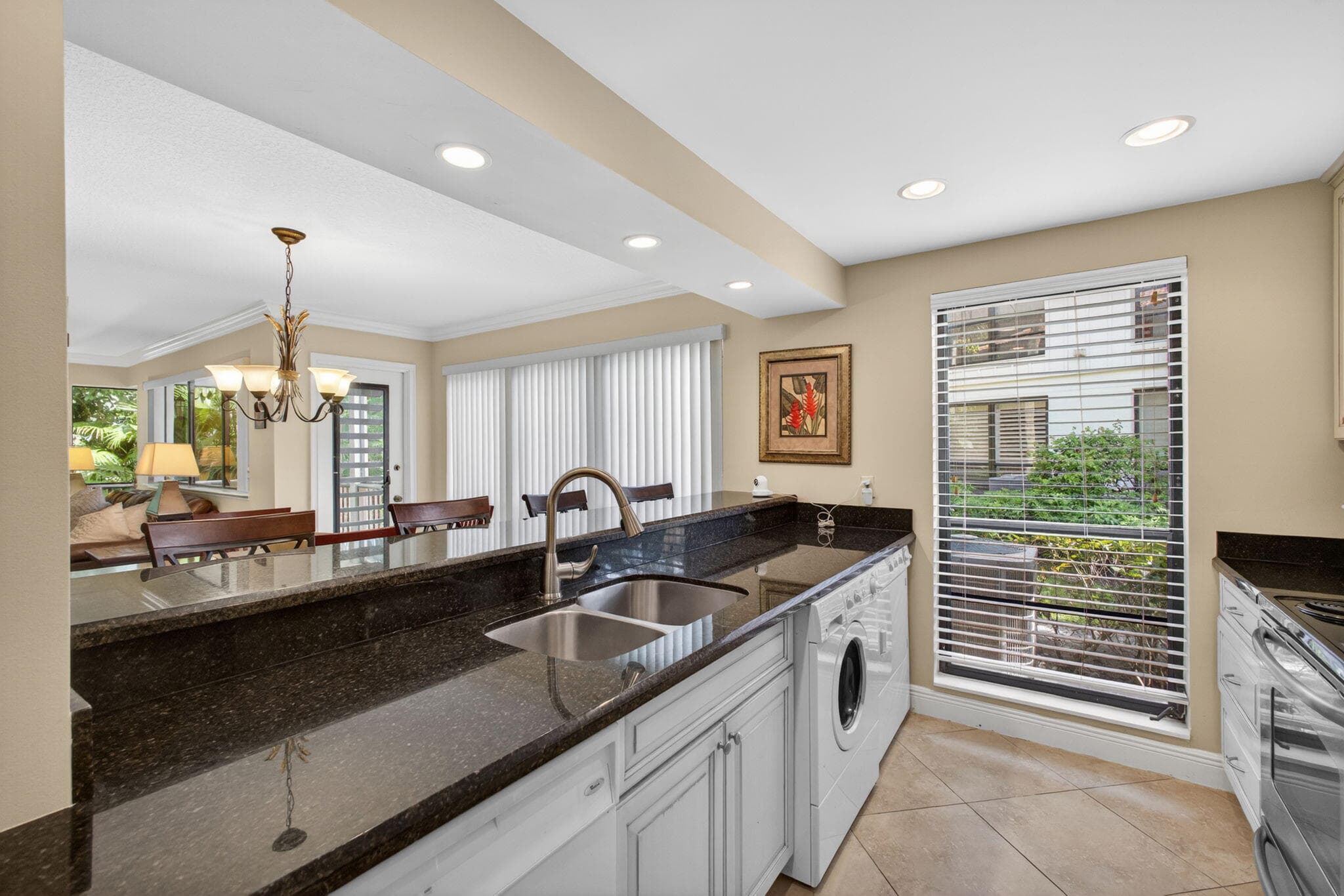 112 Brackenwood Road, Palm Beach Gardens, FL 33418 — photo 4 of 32