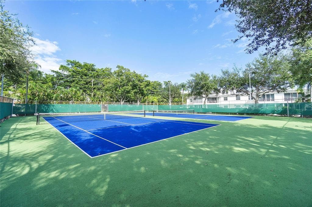 6475 Bay Club Drive 4, Fort Lauderdale, FL 33308 — photo 21 of 24