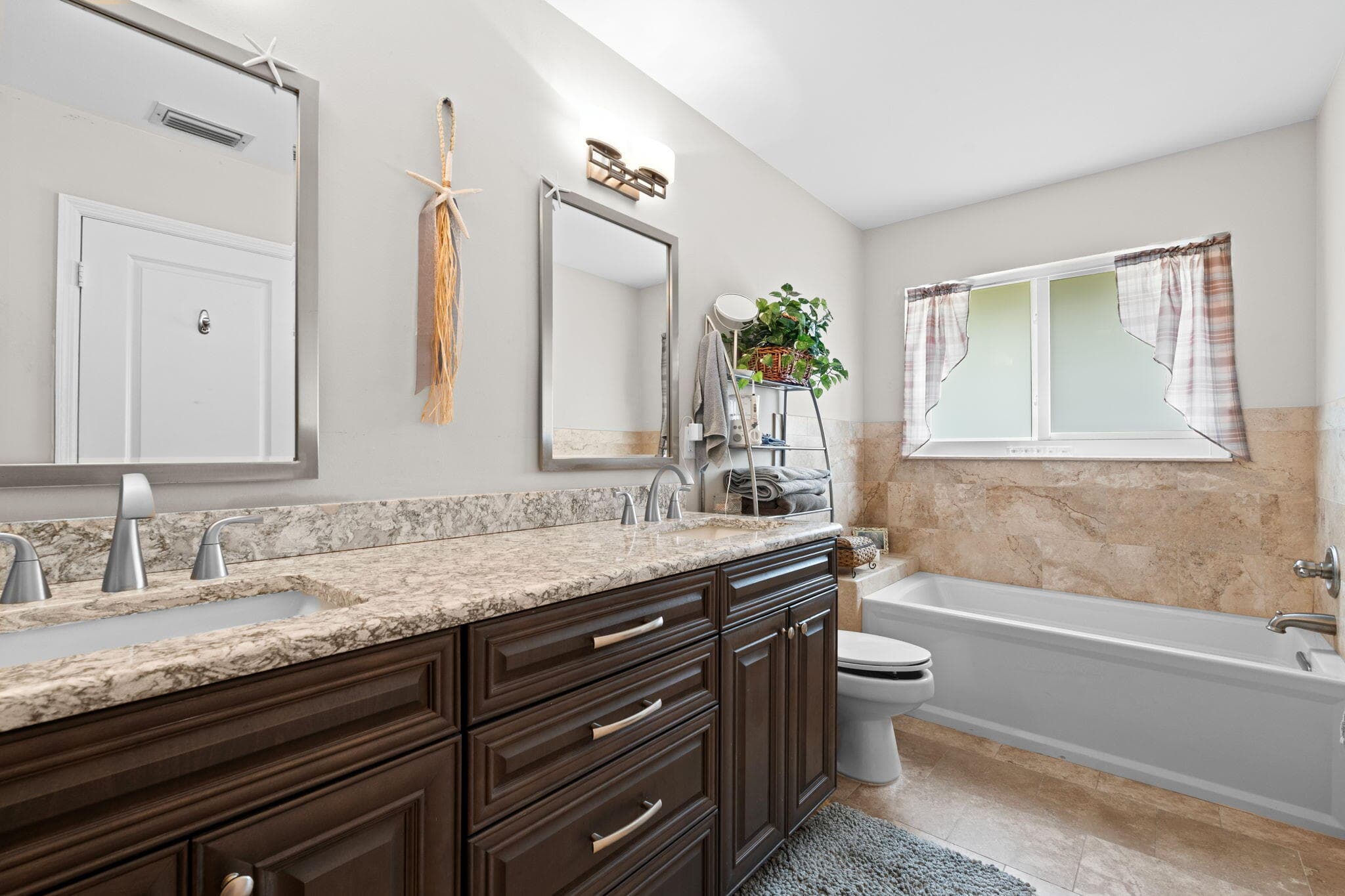 21 Whispering Oaks Circle, West Palm Beach, FL 33411 — photo 32 of 67