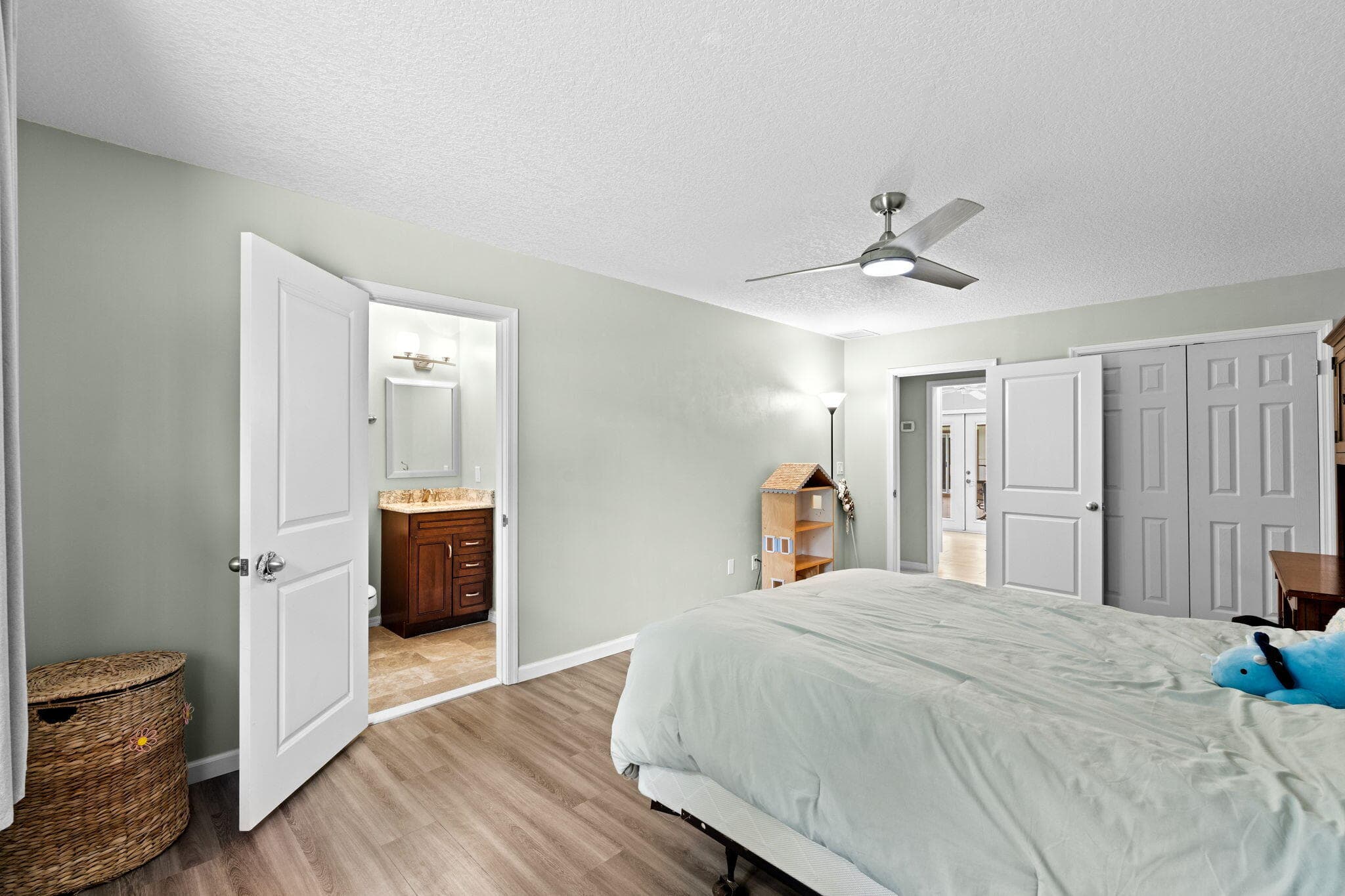21 Whispering Oaks Circle, West Palm Beach, FL 33411 — photo 37 of 67