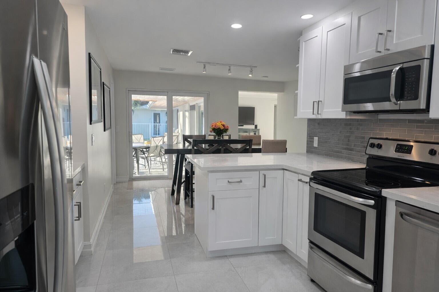 3910 NE 26th Avenue, Lighthouse Point, FL 33064 — photo 22 of 33