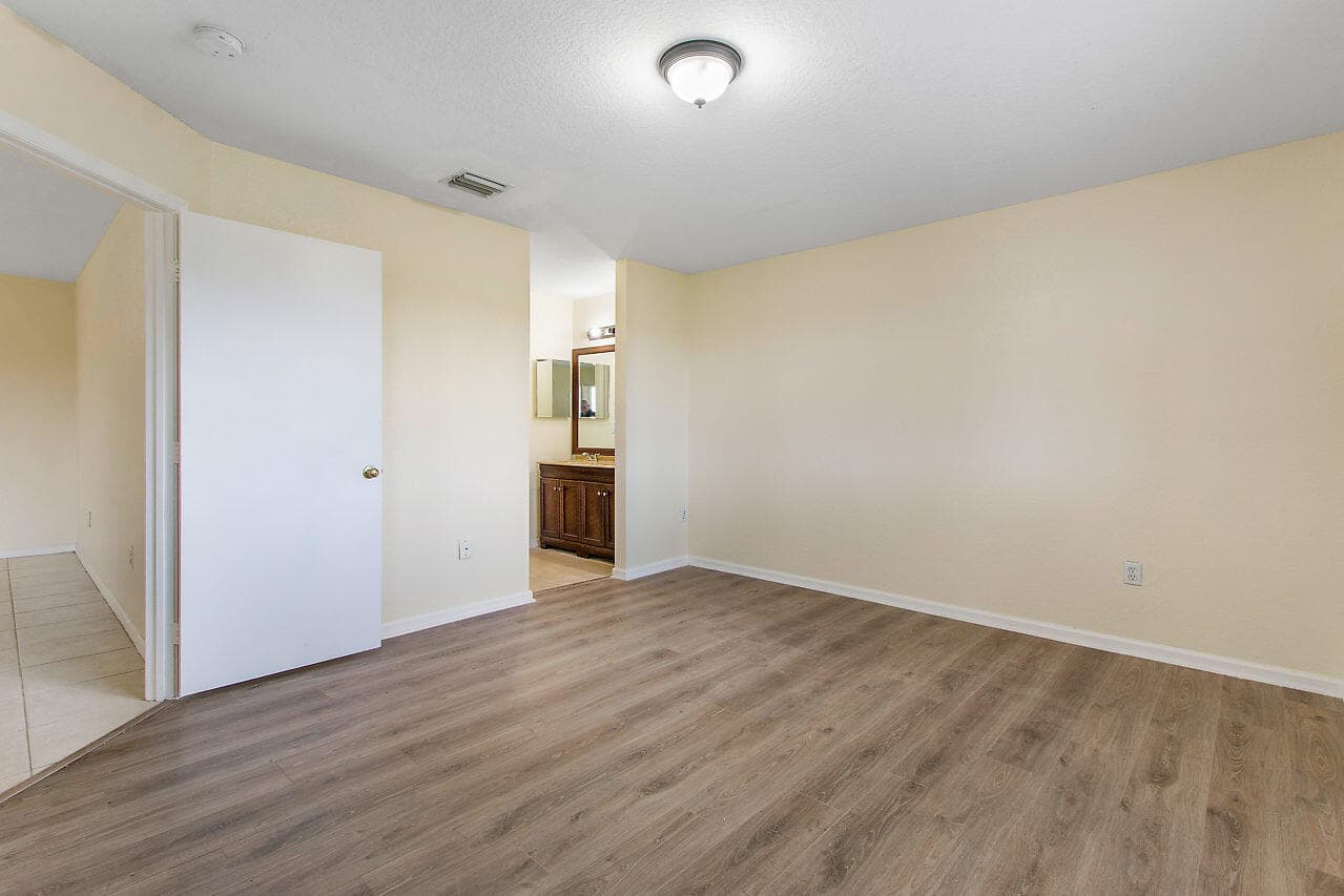 8460 NW 40th Street 84 60, Coral Springs, FL 33065 — photo 11 of 33