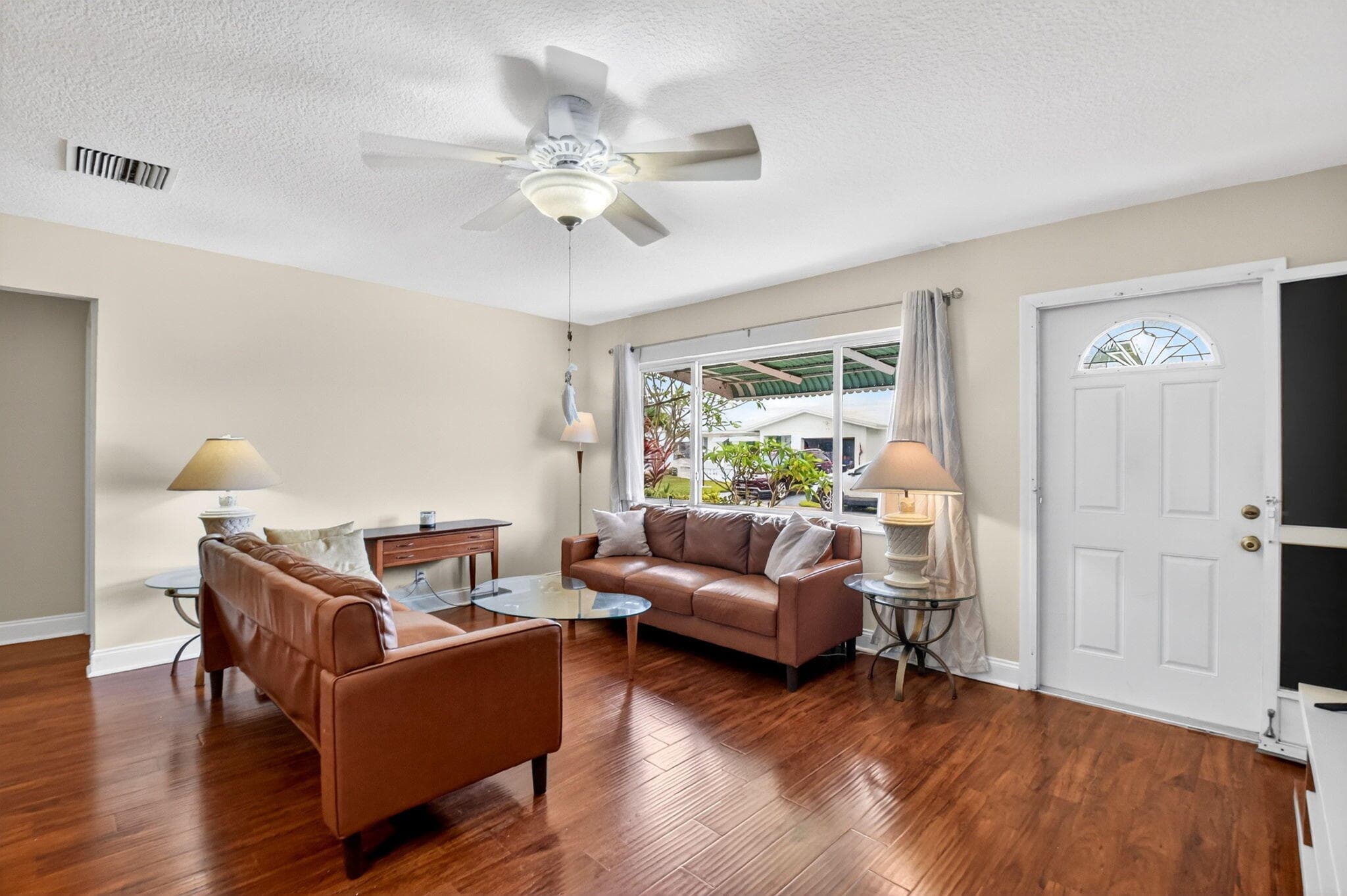 112 SW 9th Street, Boynton Beach, FL 33426 — photo 5 of 38