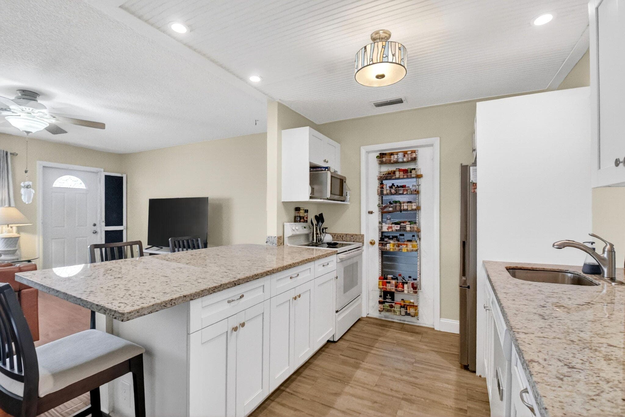 112 SW 9th Street, Boynton Beach, FL 33426 — photo 16 of 38