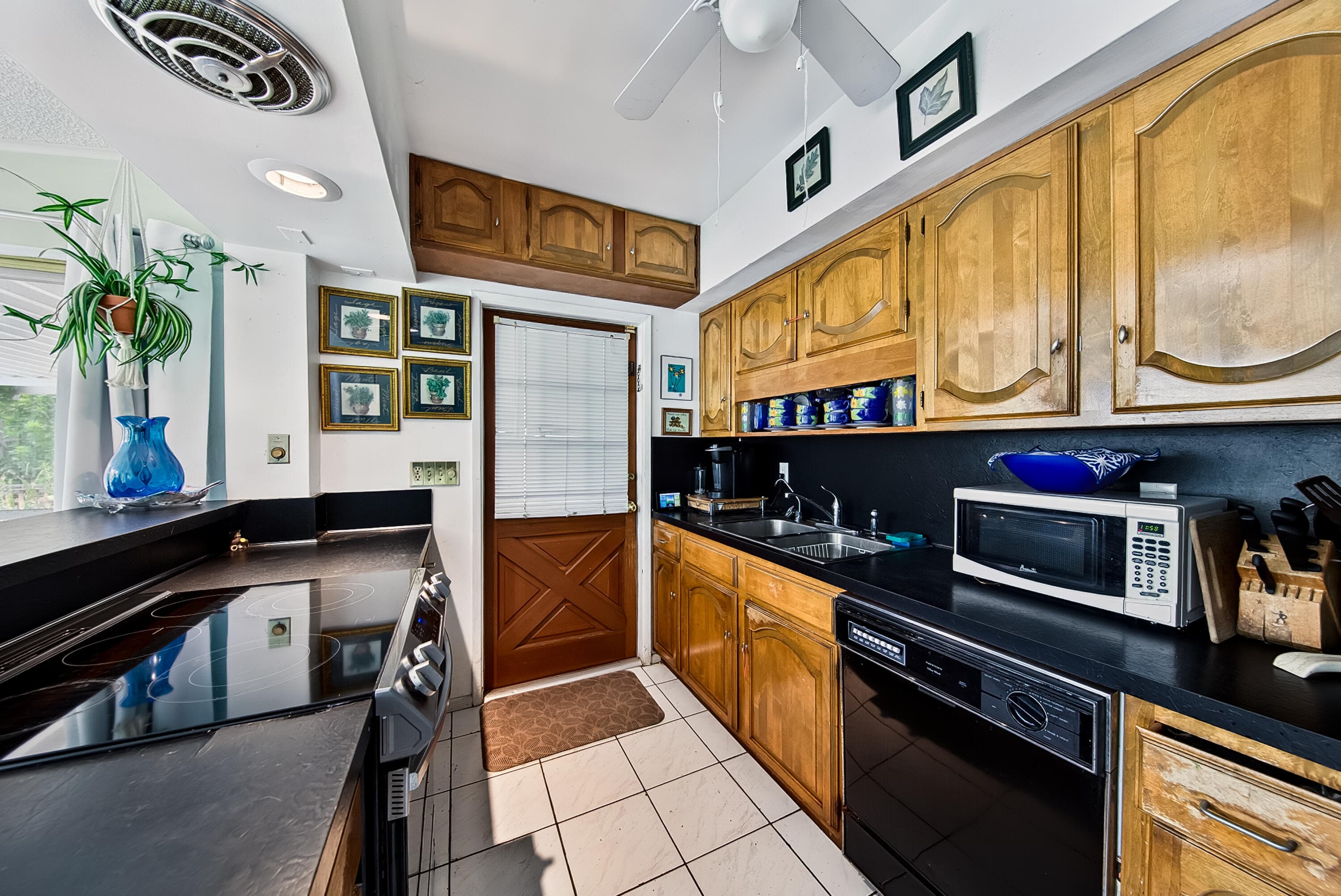 904 Citrus Isle, Fort Lauderdale, FL 33315 — photo 15 of 26