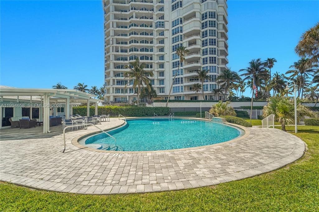 1431 S Ocean Boulevard Unit 28, Lauderdale-By-The-Sea, FL 33062 — photo 57 of 63