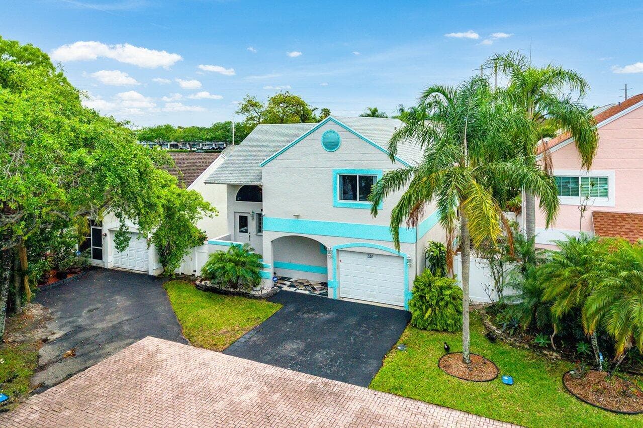 331 NW 101st Terrace, Pembroke Pines, FL 33026 — photo 29 of 35