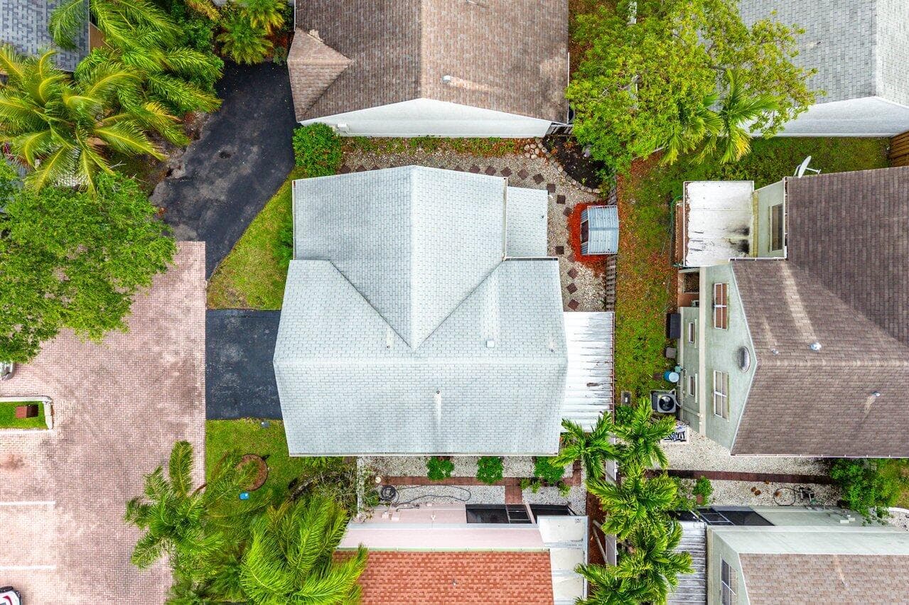 331 NW 101st Terrace, Pembroke Pines, FL 33026 — photo 30 of 35