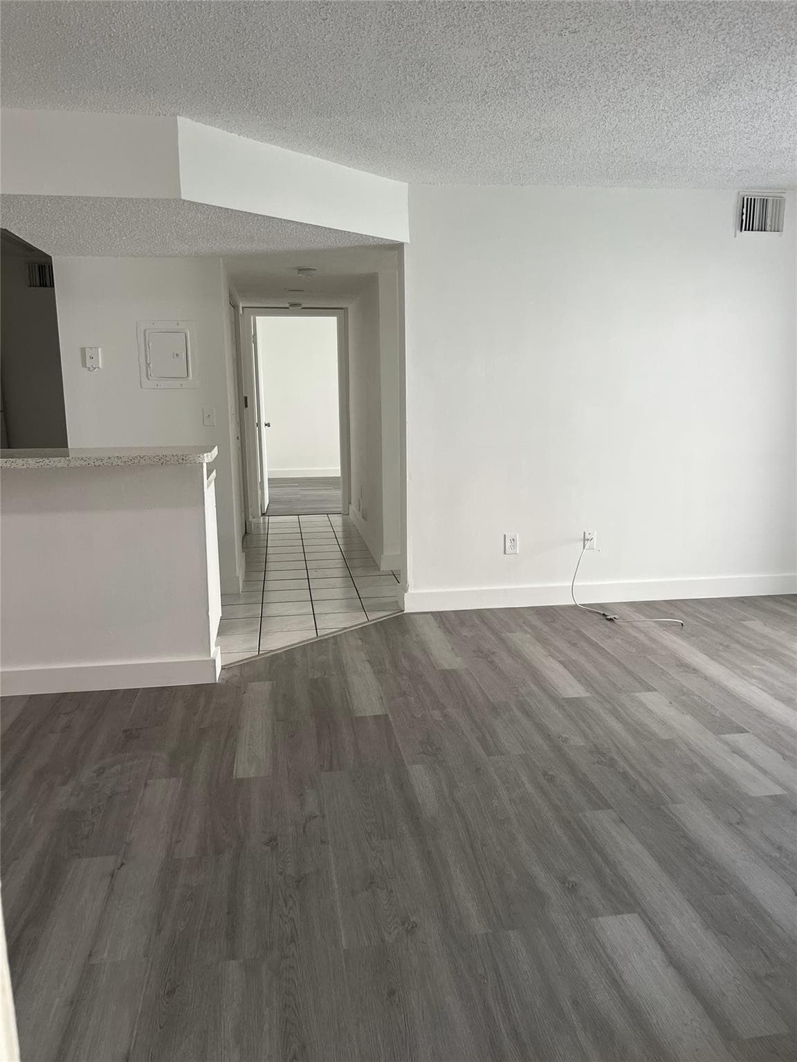 18860 NW 57th Avenue 106, Hialeah, FL 33015 — photo 4 of 13