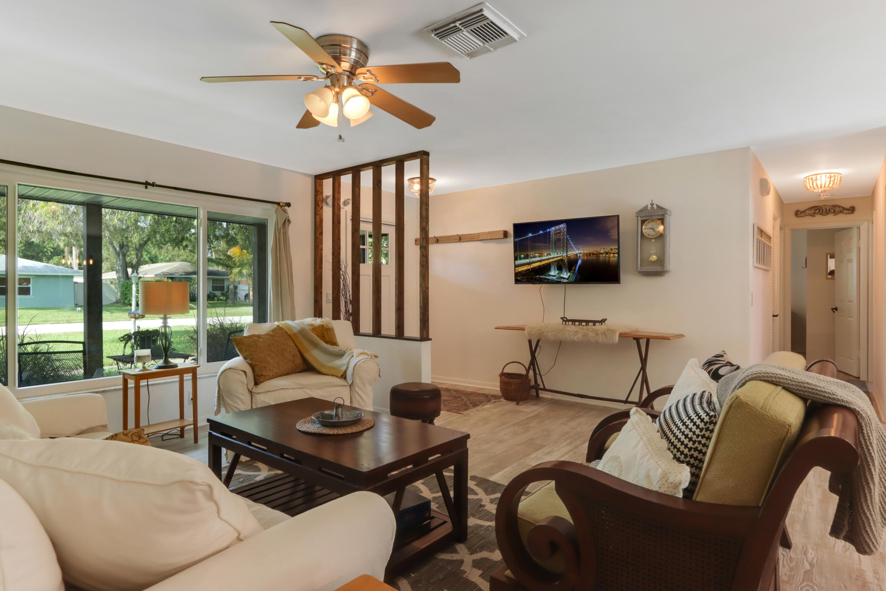 186 23rd Avenue, Vero Beach, FL 32962 — photo 5 of 34