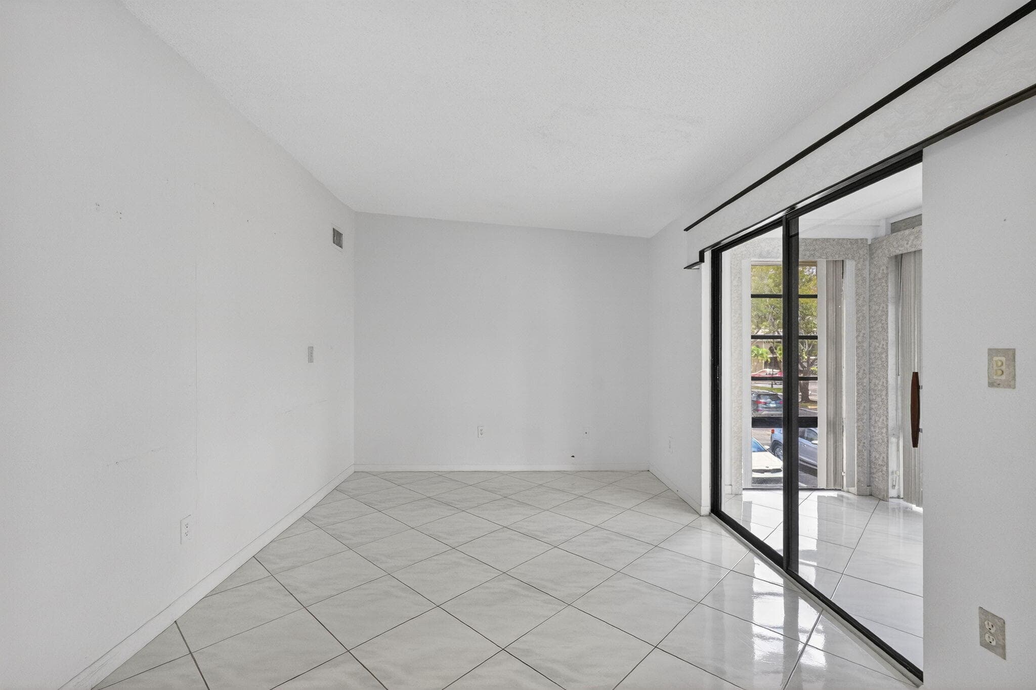 7648 Ashmont Circle 212, Tamarac, FL 33321 — photo 12 of 77