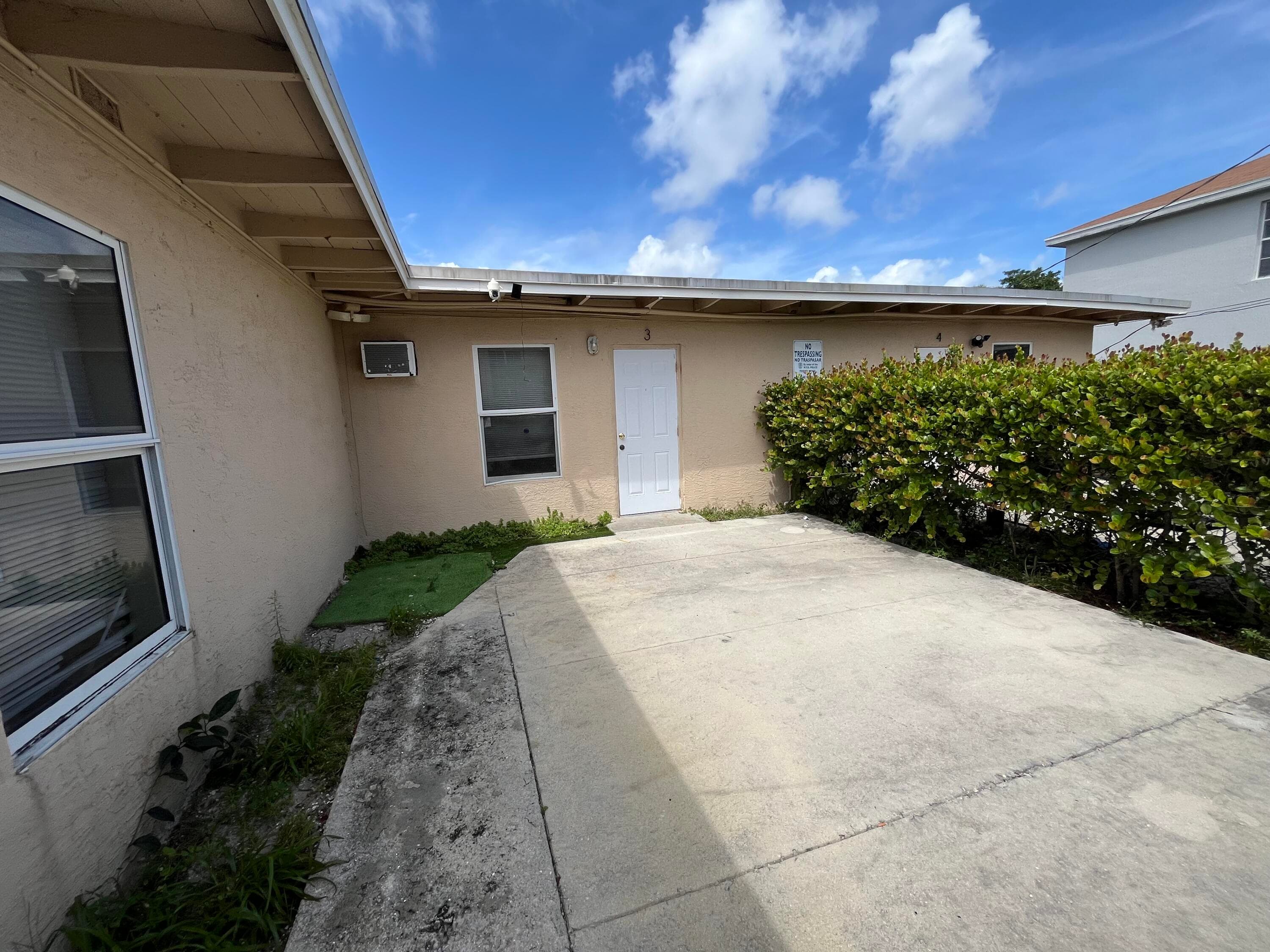 901 8th Street 3, West Palm Beach, FL 33401 — photo 1 of 7