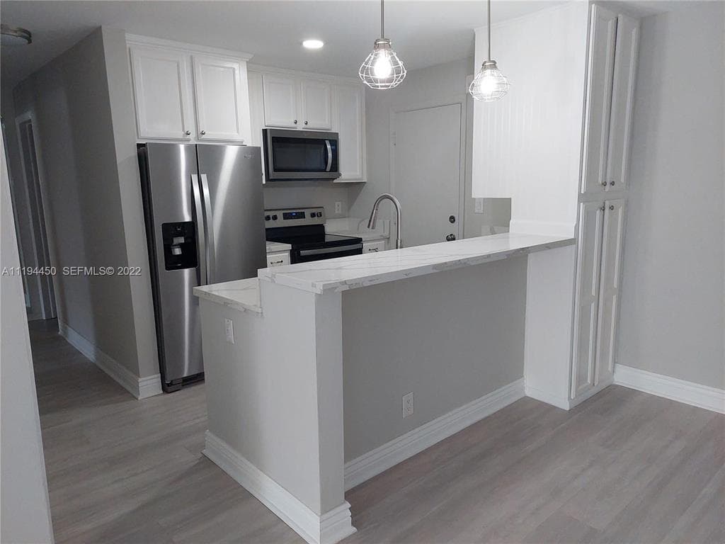 1700 SE 15th Street SE 309, Fort Lauderdale, FL 33316 — photo 5 of 24