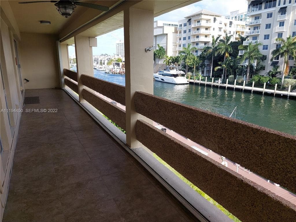 1700 SE 15th Street SE 309, Fort Lauderdale, FL 33316 — photo 20 of 24