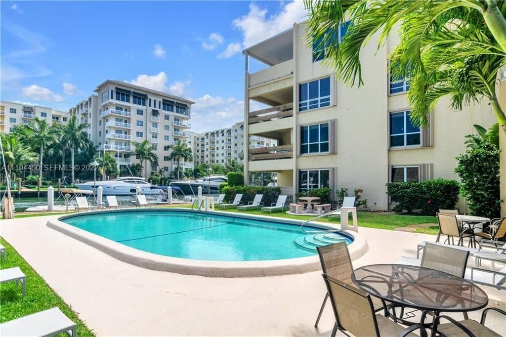 1700 SE 15th Street SE 309, Fort Lauderdale, FL 33316 — photo 21 of 24