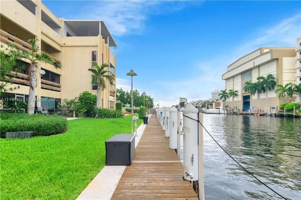 1700 SE 15th Street SE 309, Fort Lauderdale, FL 33316 — photo 23 of 24