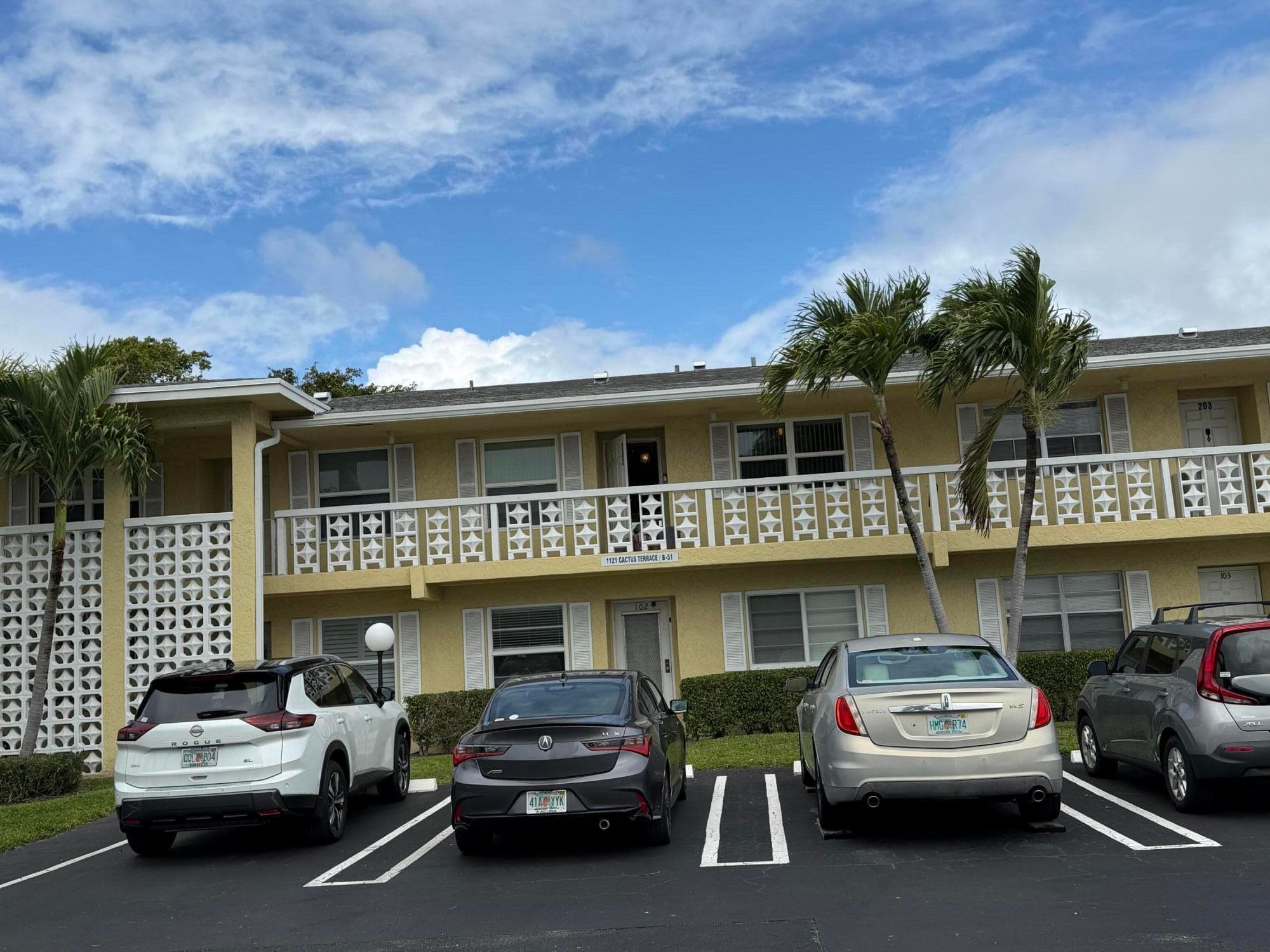1121 Cactus Terrace 202, Delray Beach, FL 33445 — photo 2 of 31