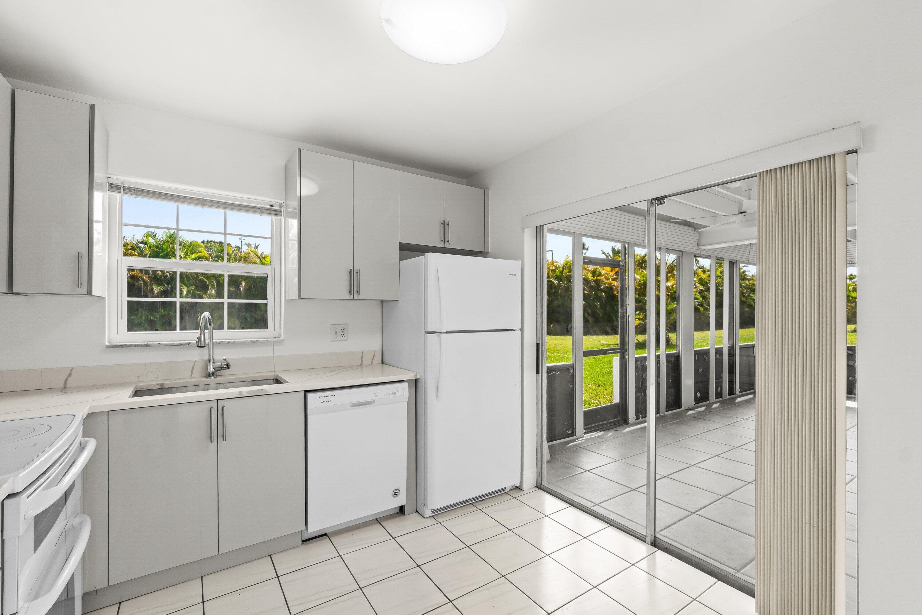 9162 SW 5th Street A, Boca Raton, FL 33428 — photo 4 of 36