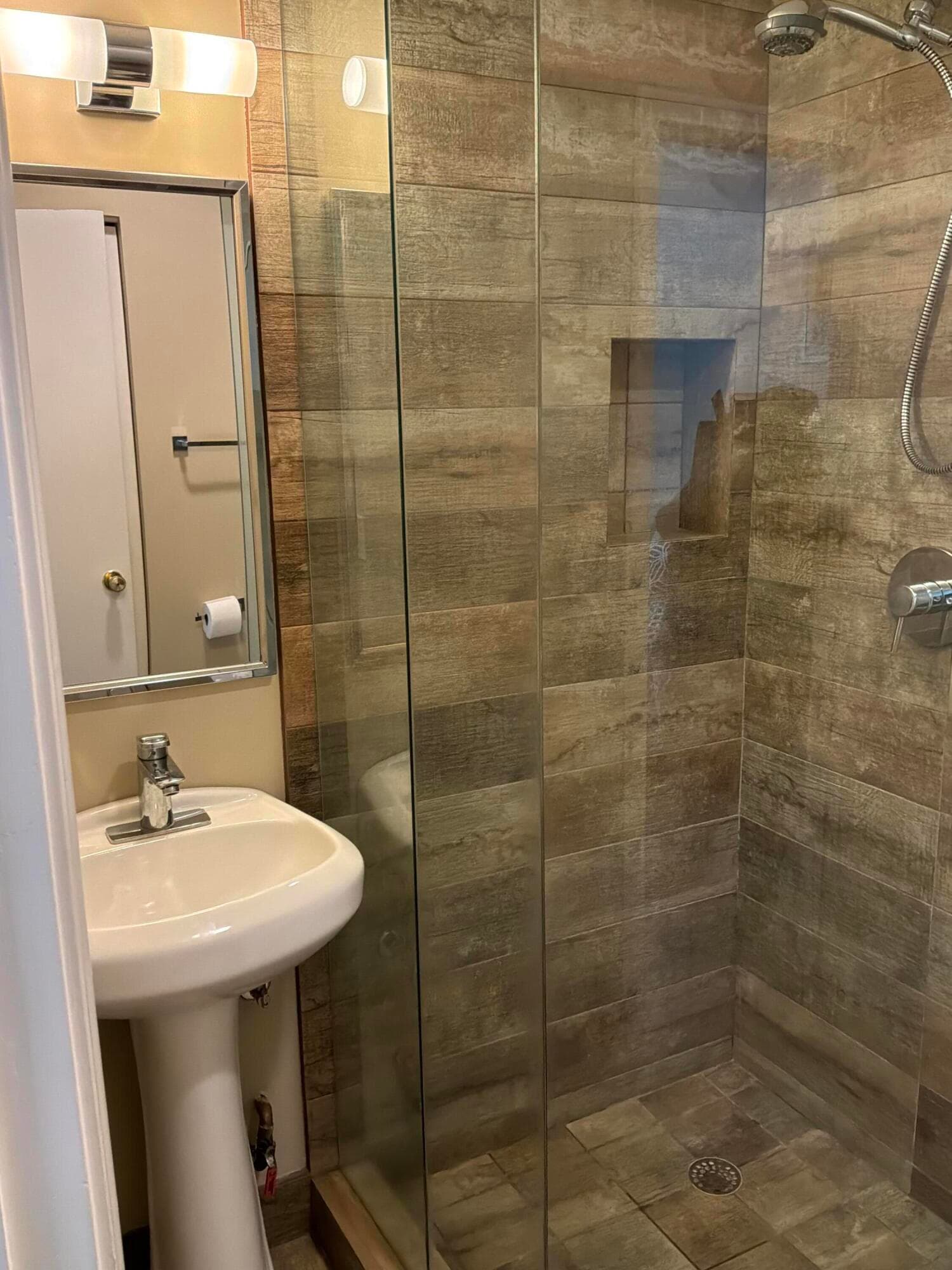 1121 Cactus Terrace 202, Delray Beach, FL 33445 — photo 9 of 31