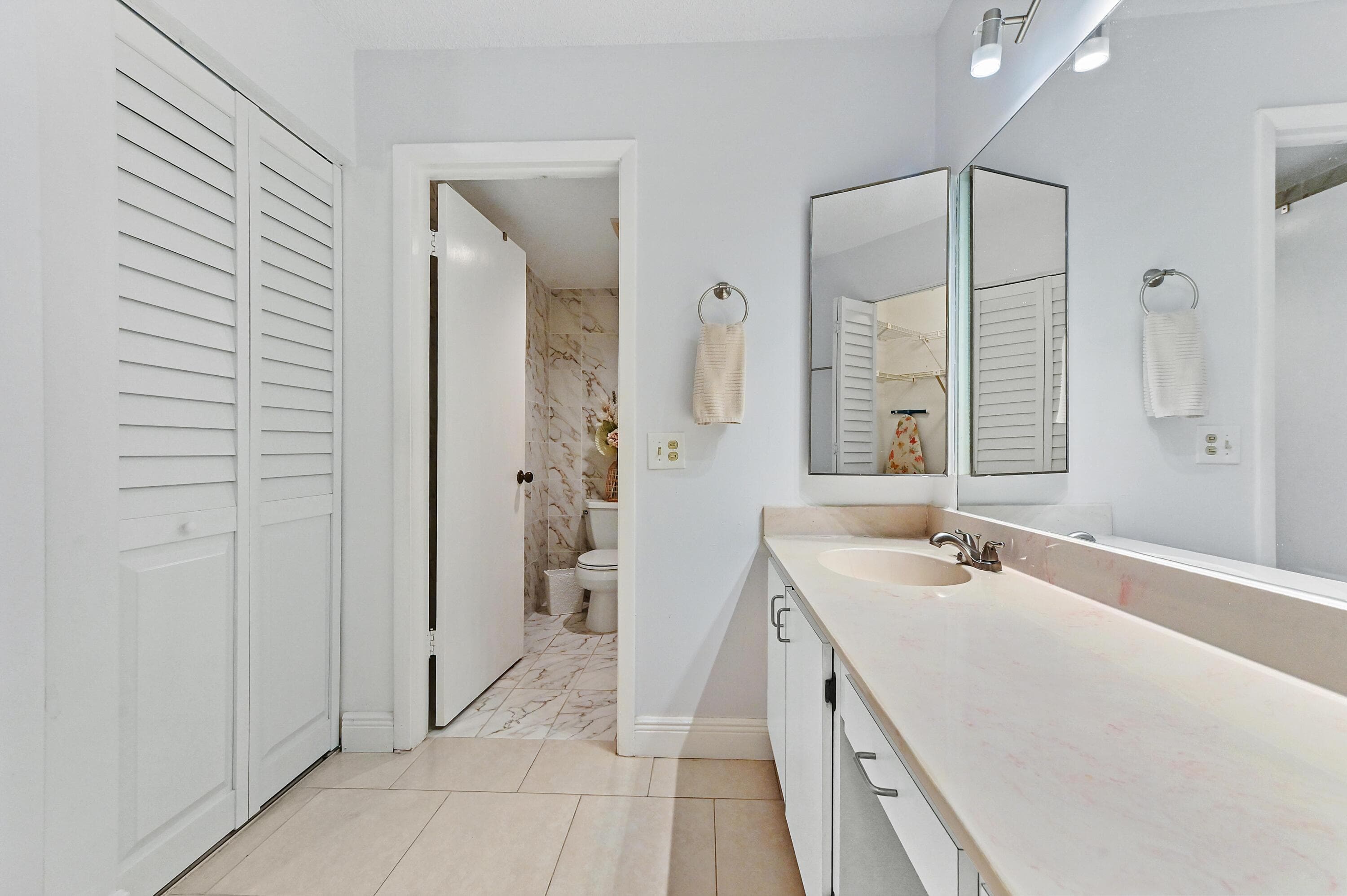 21215 Lago Circle C, Boca Raton, FL 33433 — photo 9 of 35
