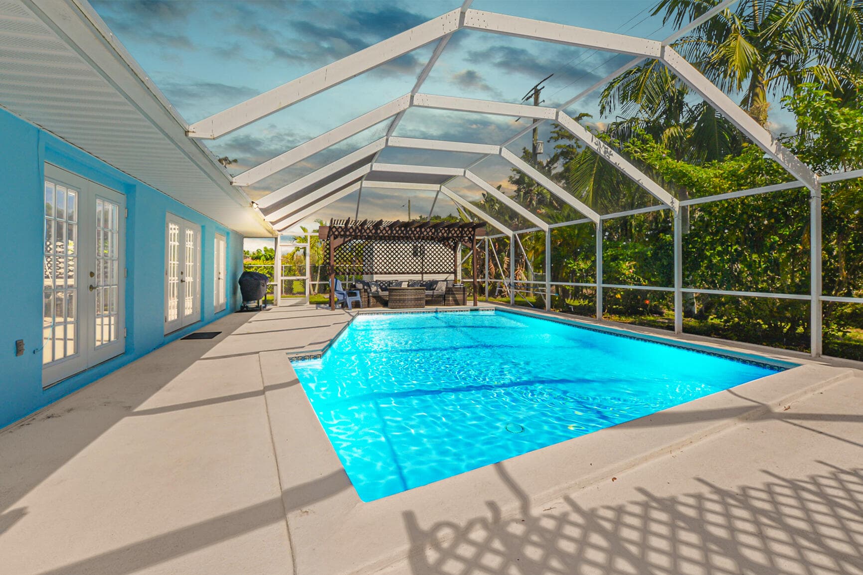 1530 SE Sunshine Avenue, Port St. Lucie, FL 34952 — photo 4 of 39